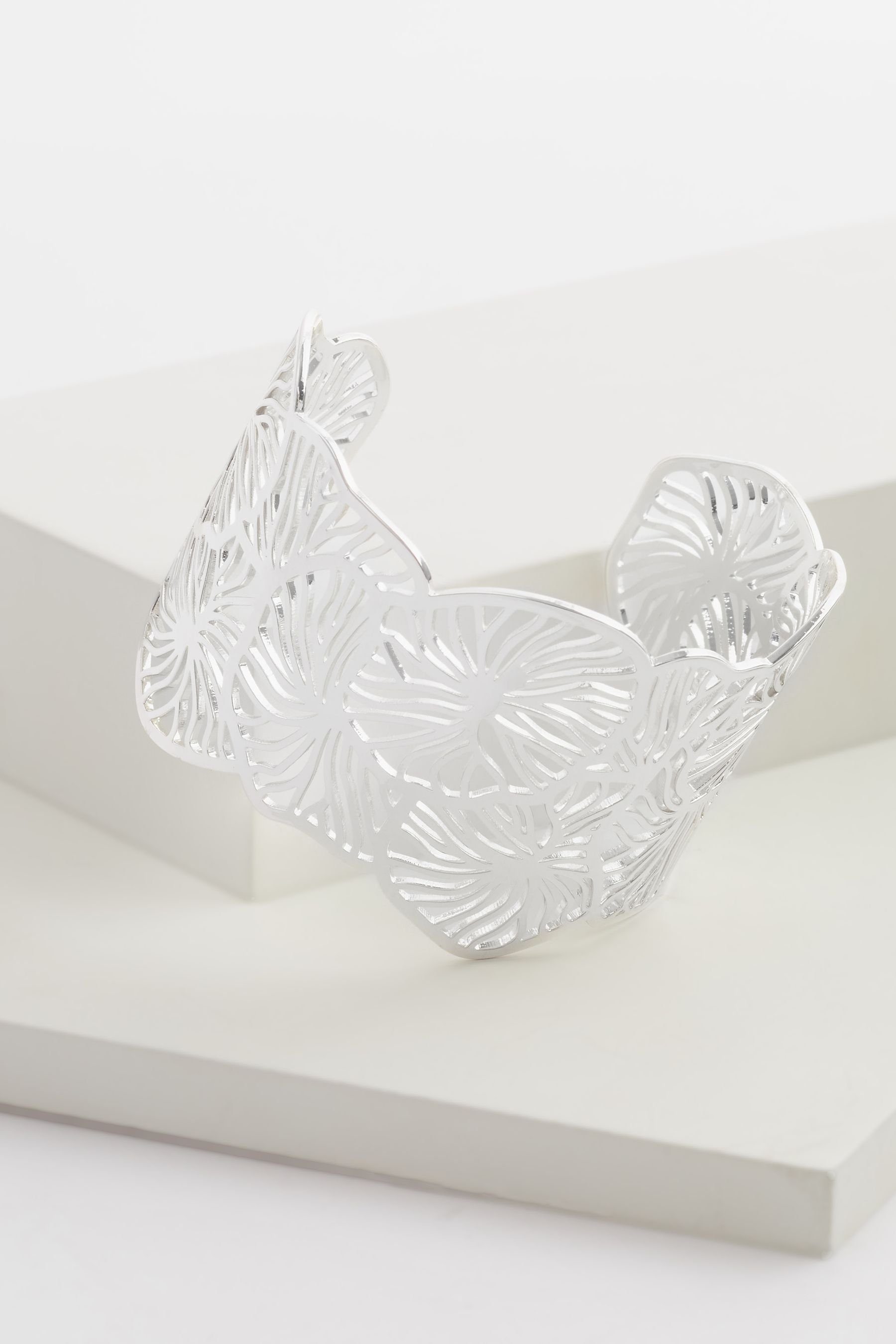 Next Armreif Filigraler Armreif mit Blumen (1-tlg)