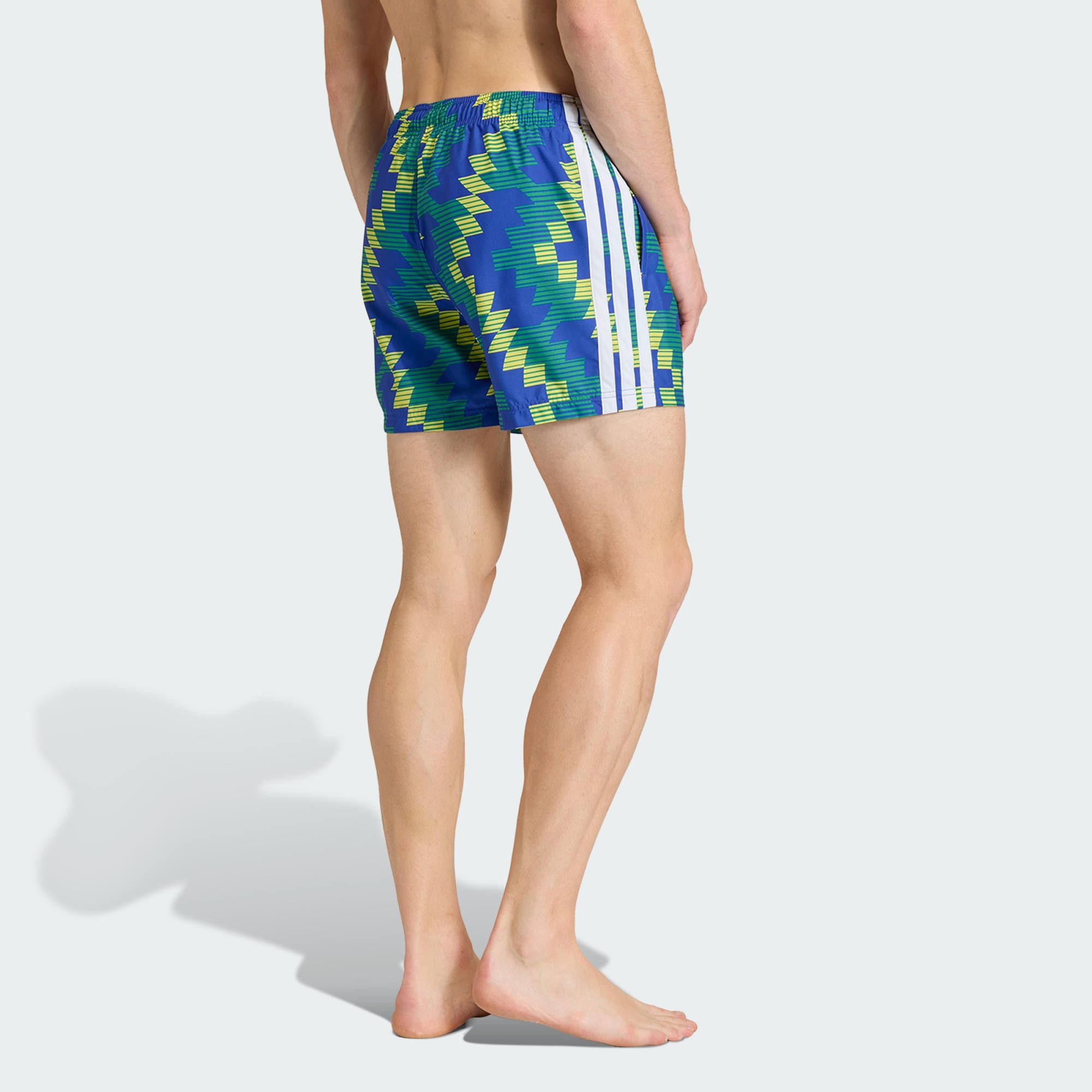 adidas Sportswear Badehose BADESHORTS, 13 CM, VOM FUSSBALL INSPIRIERTE GRAFIK (1-St)