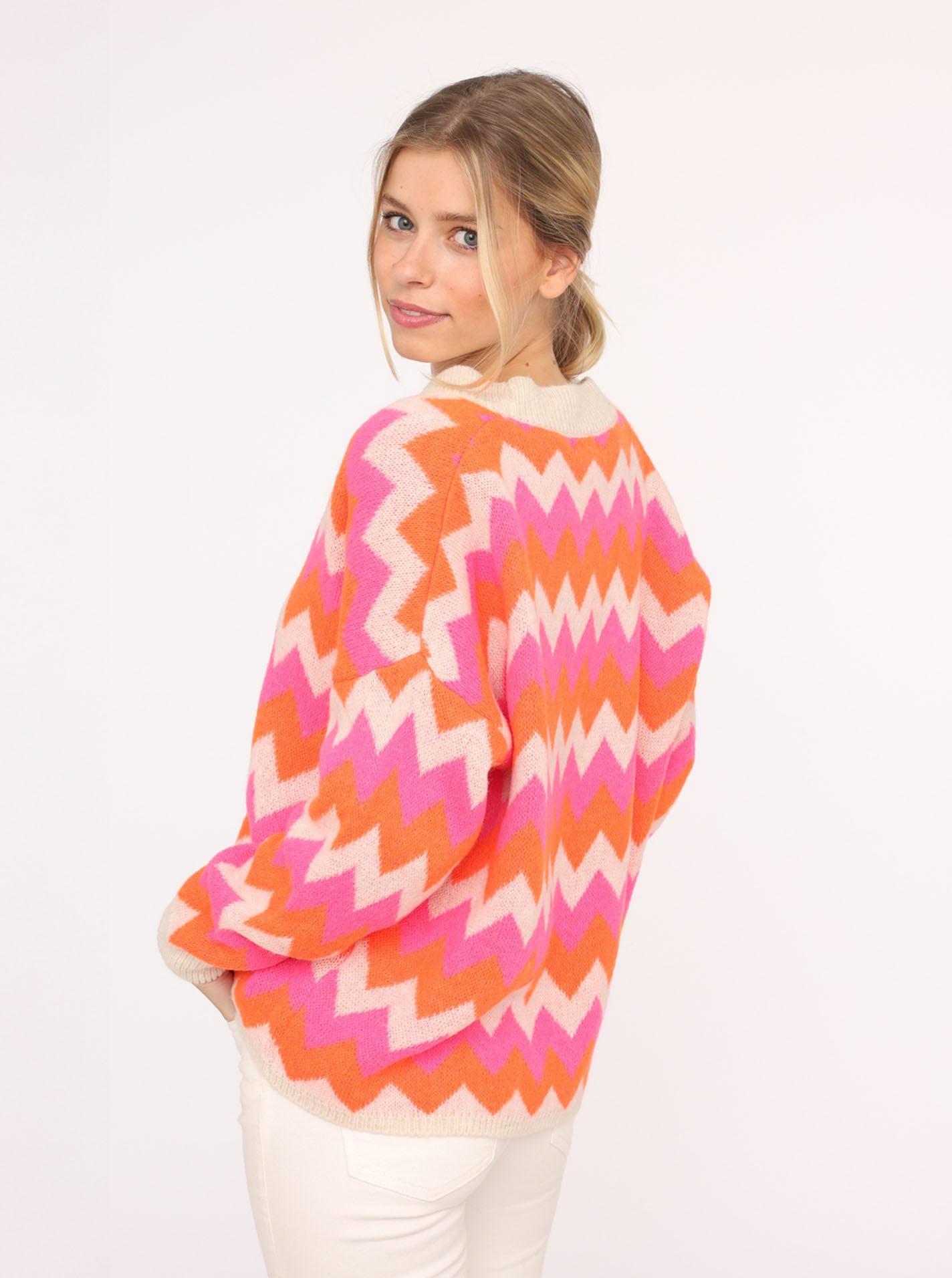 Zwillingsherz Strickjacke Langarm, Zick-Zack-Muster, Knopfleiste, tiefer V- günstig online kaufen