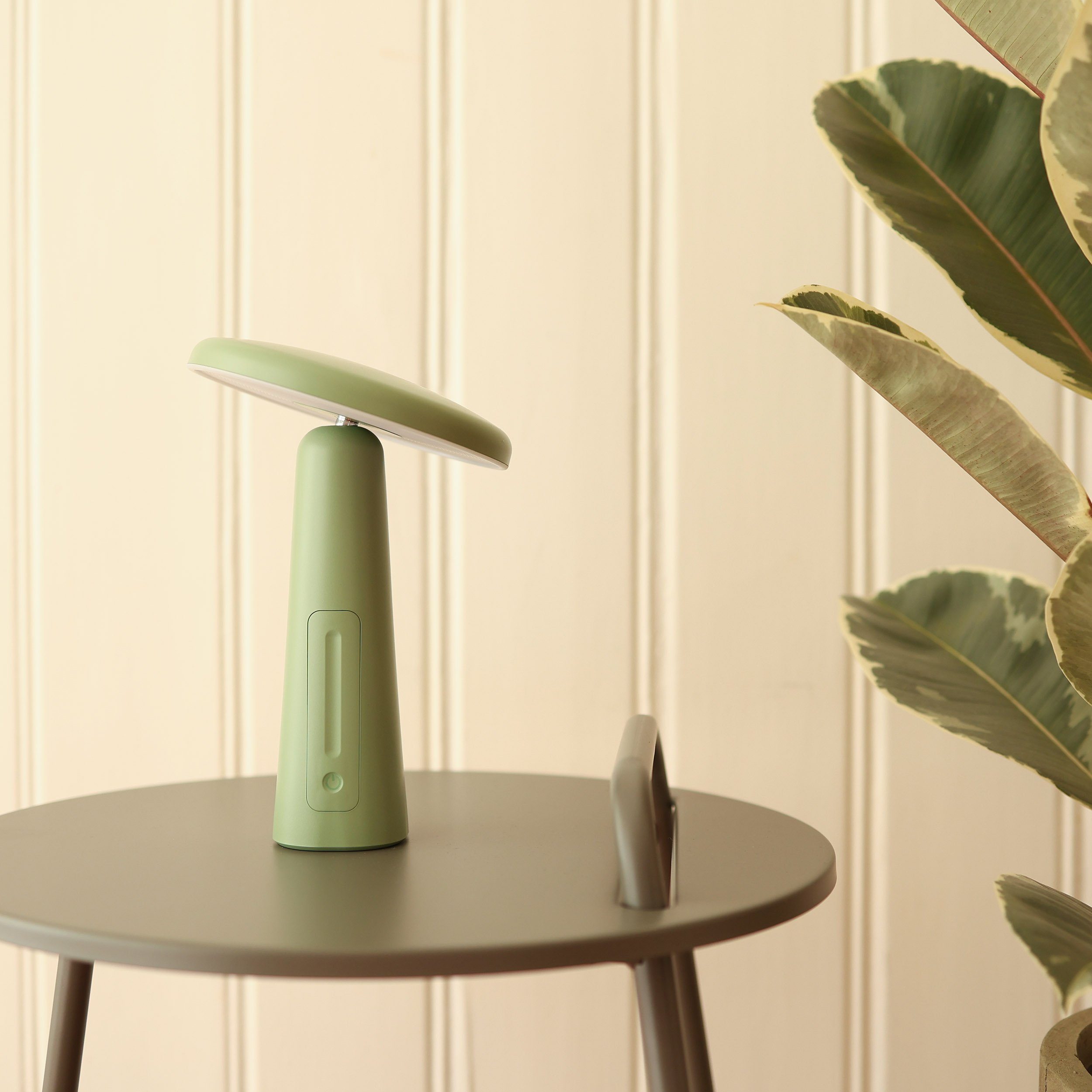 SARAZ Lights LED Tischleuchte - LED Akku Tischlampe Salema, Stufenlos dimmbar über Touch-Sensortaste, LED fest integriert, 3000 Kelvin - helles warmweiß, Akku