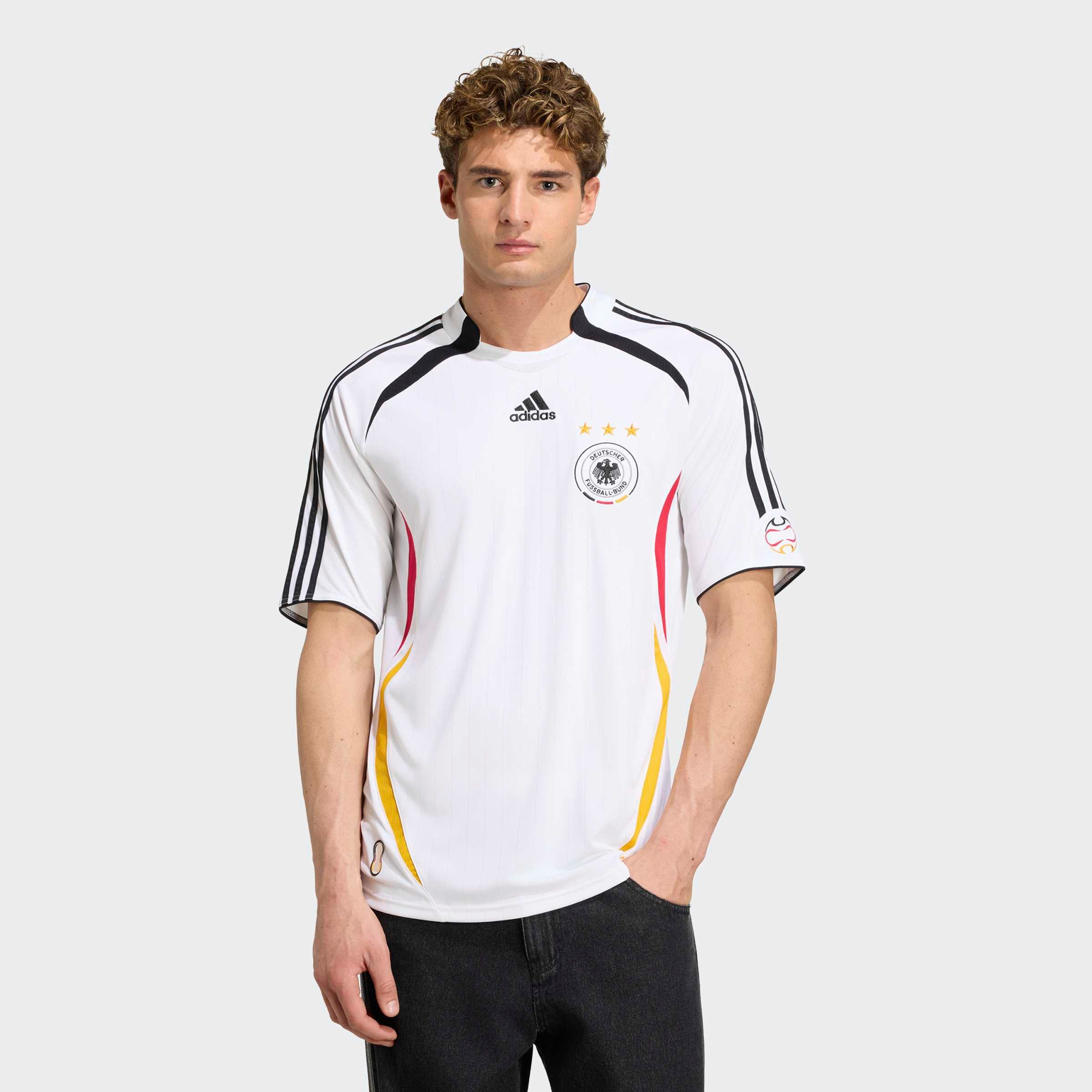 adidas Performance Fußballtrikot DEUTSCHLAND HEIMTRIKOT 2006 aus Polyester, mit Rundhalsausschnitt, reguläre Passform
