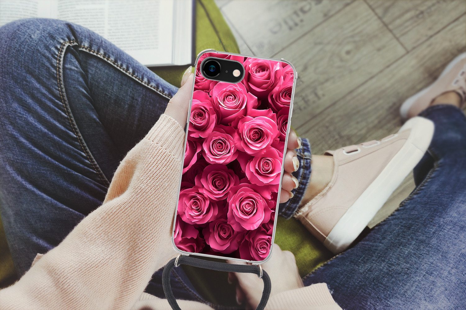 MuchoWow Handyhülle für Apple iPhone 8 Rosen - Rosa - Blume, Tragbare Handyhüllen mit Kette zum umhängen, Handykette Handyband