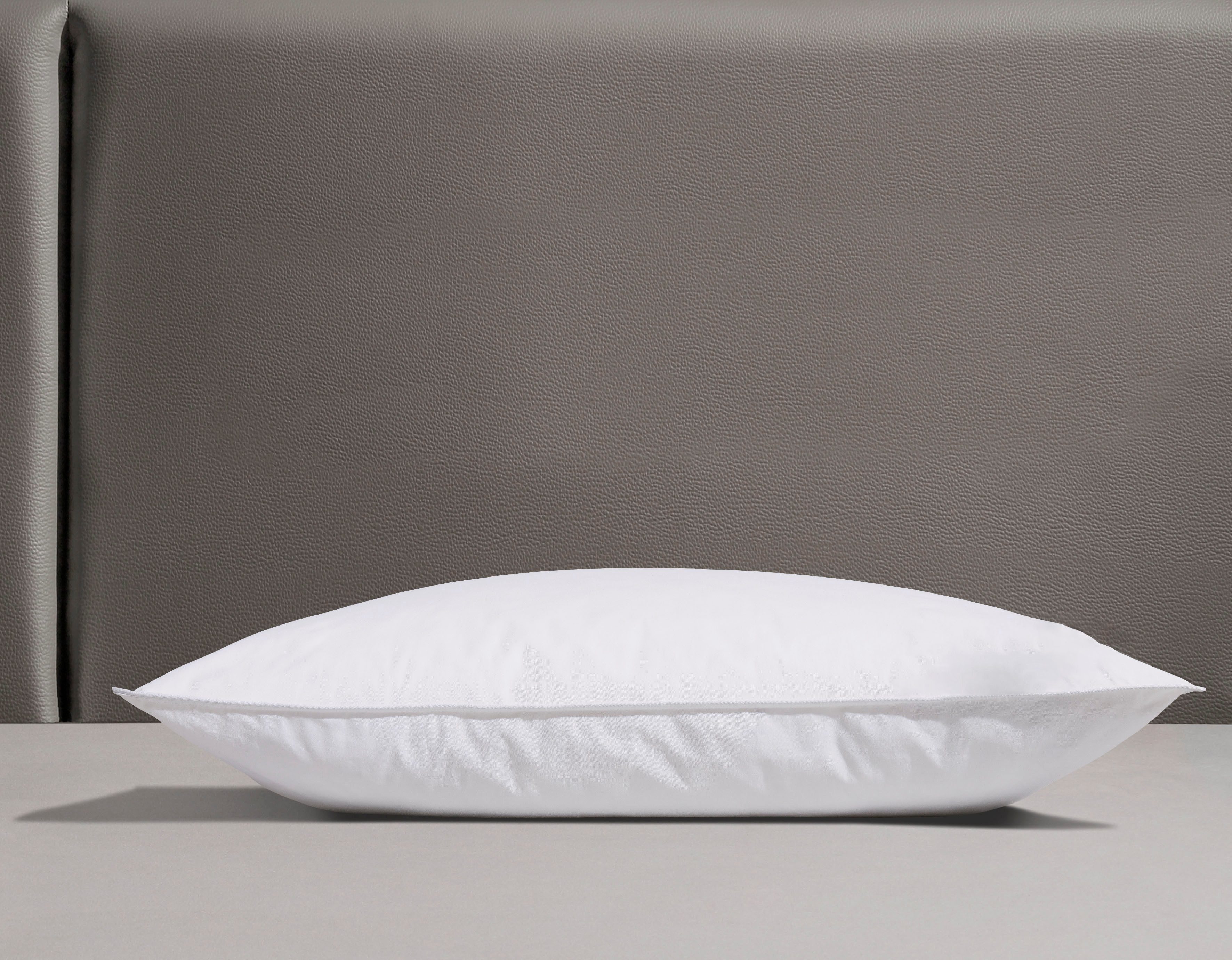 OTTO home Federkopfkissen Köniz, Kopkissen 40x80 cm, 80x80 cm, Füllung: 85% Federn, 15% Daunen, Bezug: 100% Baumwolle, Bauchschläfer, Rückenschläfer, Seitenschläfer, Kissen, Made in Germany, allergikerfreundlich, Made in Green