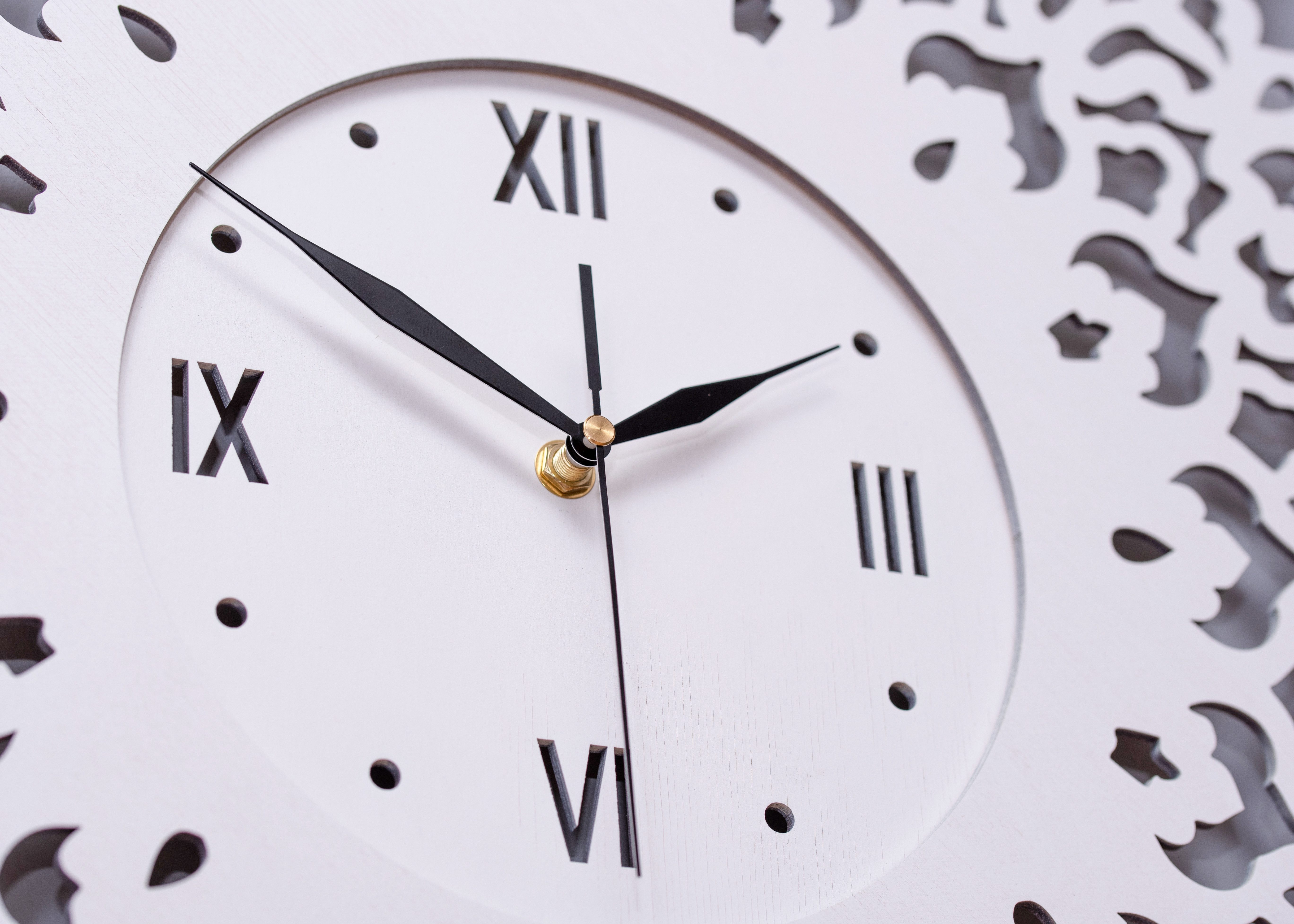 ORNAMENTI Wanduhr Boho Stil,grosse, Mandala, Rosette,Blume, hingucker, holz, 3 Grossen (Handmade, Yoga, ohne Ticken, Ornament, Wanddeko, Holzdeko)