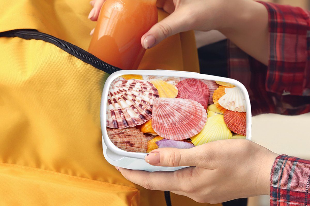MuchoWow Lunchbox Jungs und (2-tlg), und - Strand Brotbox weiß Gelb - Sommer, Muscheln für Kunststoff, für - Brotdose, - Erwachsene, Rot Kinder Mädchen