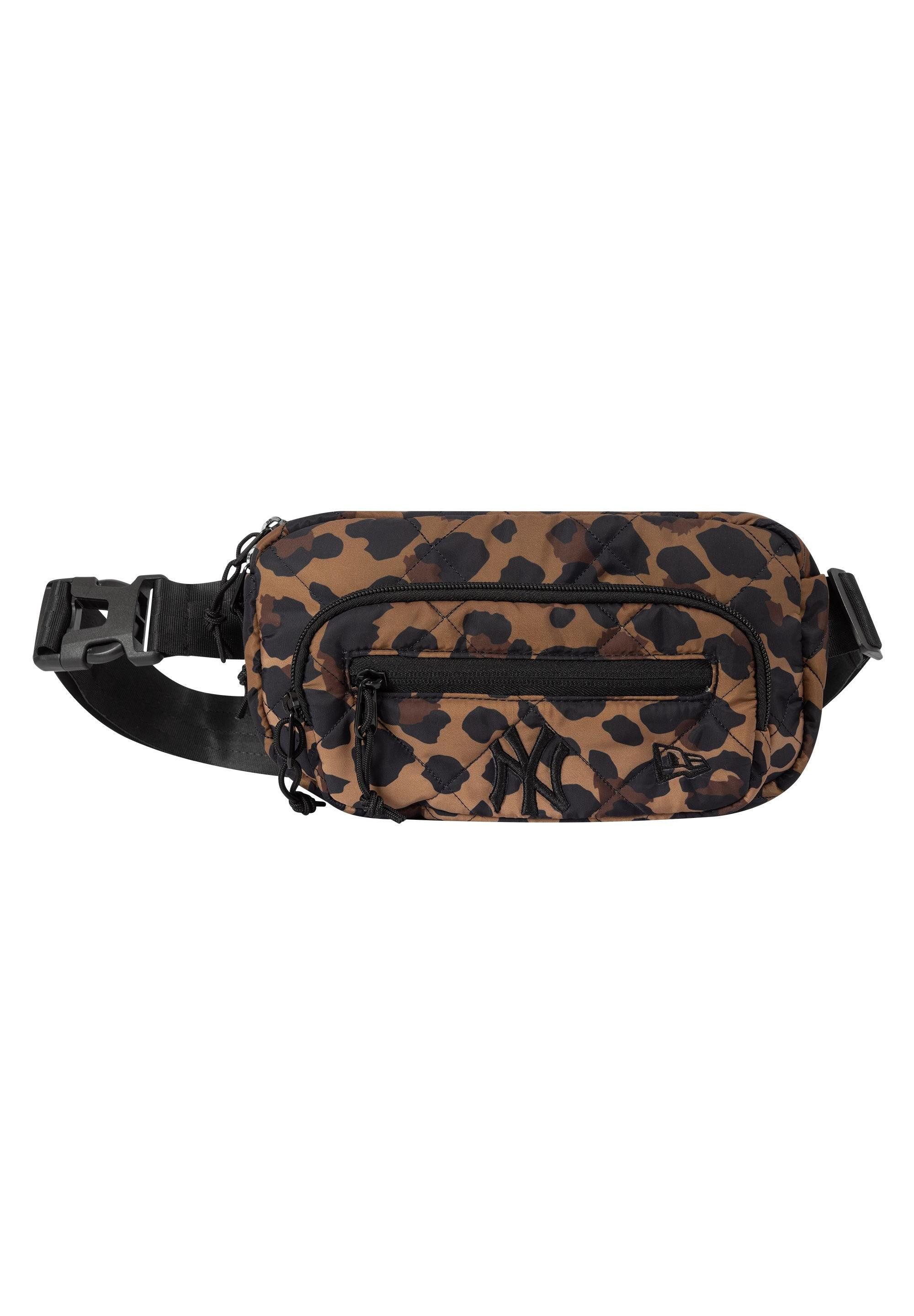 New Era Bauchtasche New York Yankees New Era MLB Leopard Quilted Waist Bag Braun Schwarz T (1-tlg)