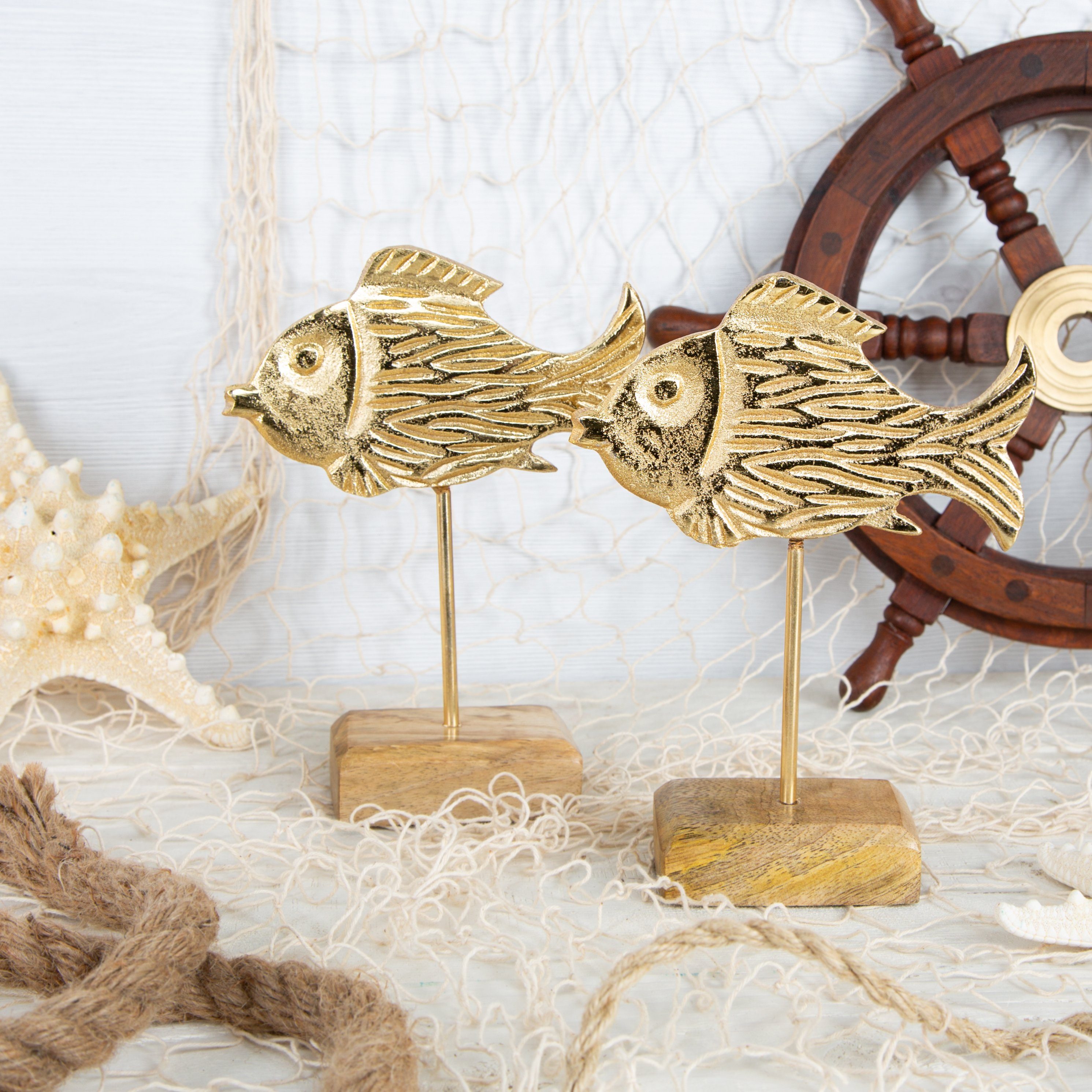 Metall Fische 2 18 goldfarben aus (Set, edle St), 2 Logbuch-Verlag cm Maritime lackiert Figuren Metall 2 Deko Dekofigur Figuren