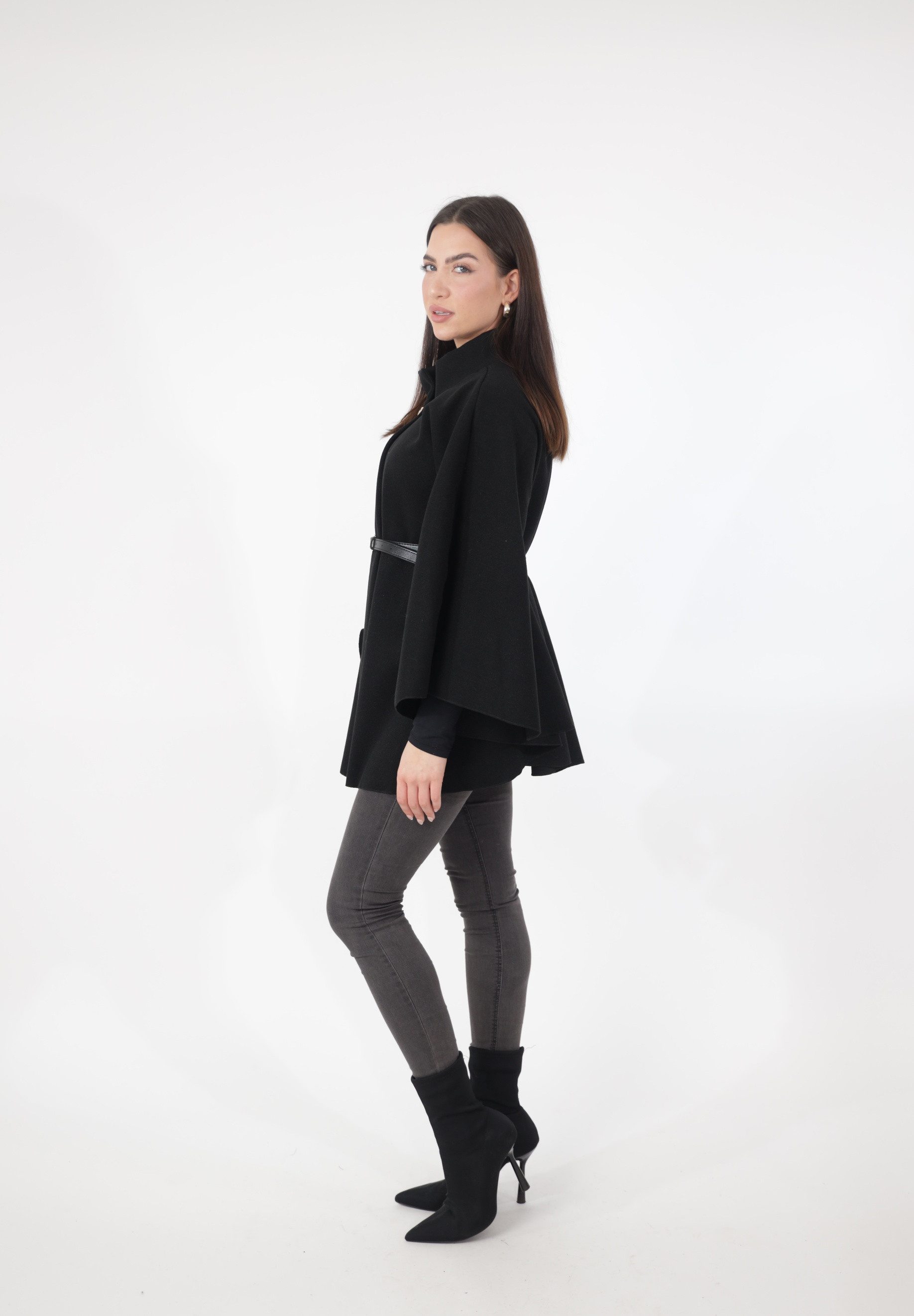 Elara Poncho Jacke