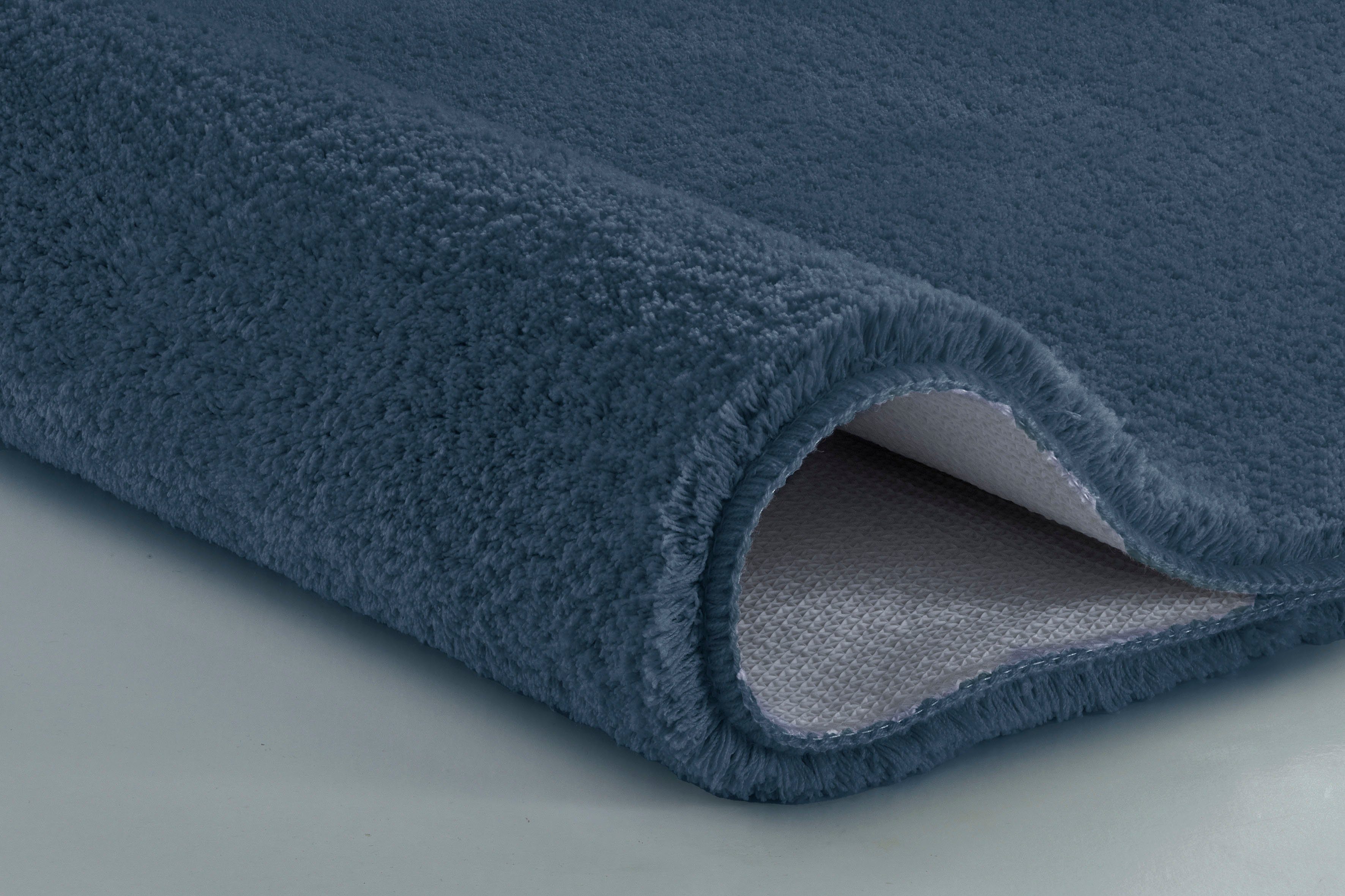 Kleine Wolke Badematte Marco, Badvorleger, Badezimmer Teppich, Höhe 20 mm, rutschhemmend beschichtet, fußbodenheizungsgeeignet, Polyester, rechteckig, Badteppich, Uni Farben