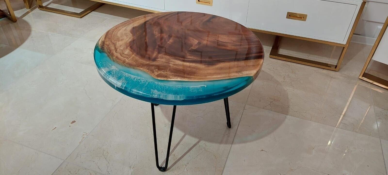 Tische Möbel Holz (Couchtisch), JVmoebel Europe Couchtisch Couchtisch Tisch Harz in Sofort Handarbeit Wohnzimmer Made
