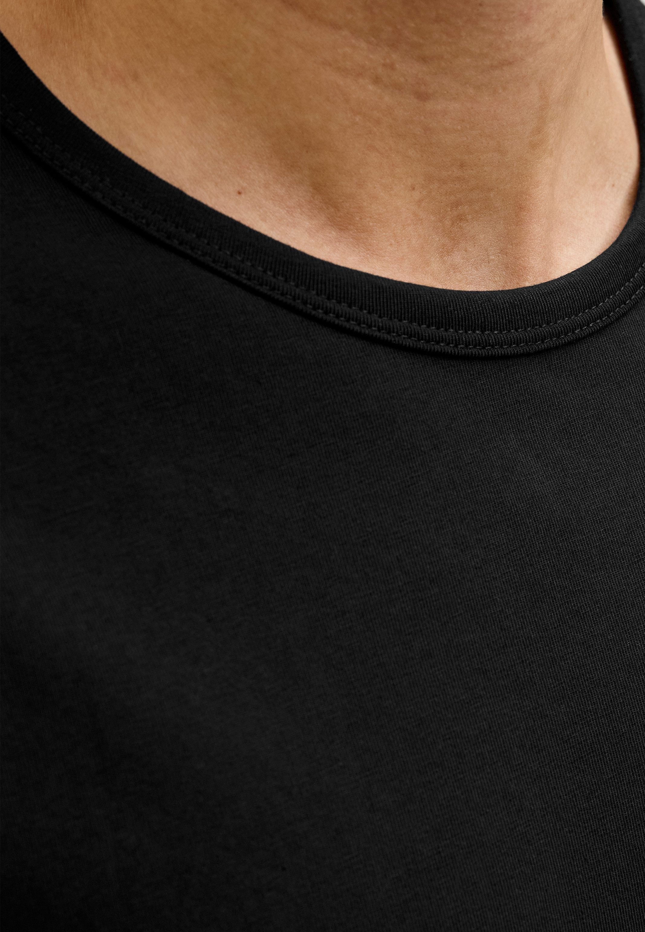 Jack & Jones T-Shirt 4er Pack Basic (Spar-Set, 4-tlg) T-Shirt - Baumwolle - Atmungsaktiv - Vielseitiges Basic
