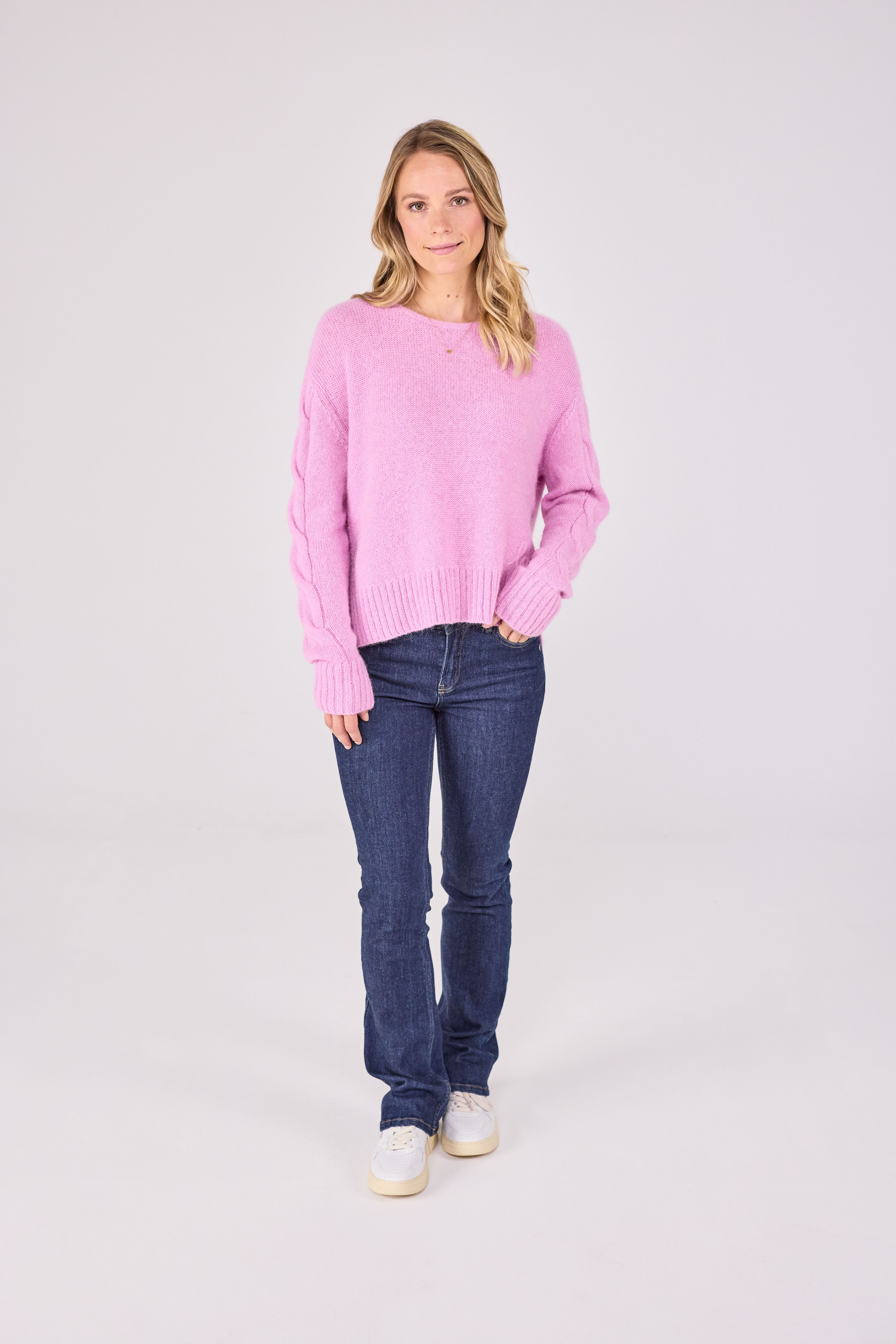 Lieblingsstück Rundhalspullover AmairaL mit Zopfmuster am Ärmel günstig online kaufen