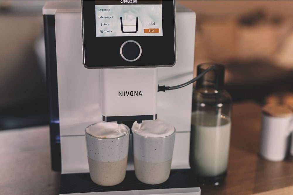 965 L NICR Touch-Display Nivona Kaffeevollautomat CafeRomatica 2,2 Kaffeevollautomat Kegelmahlwerk