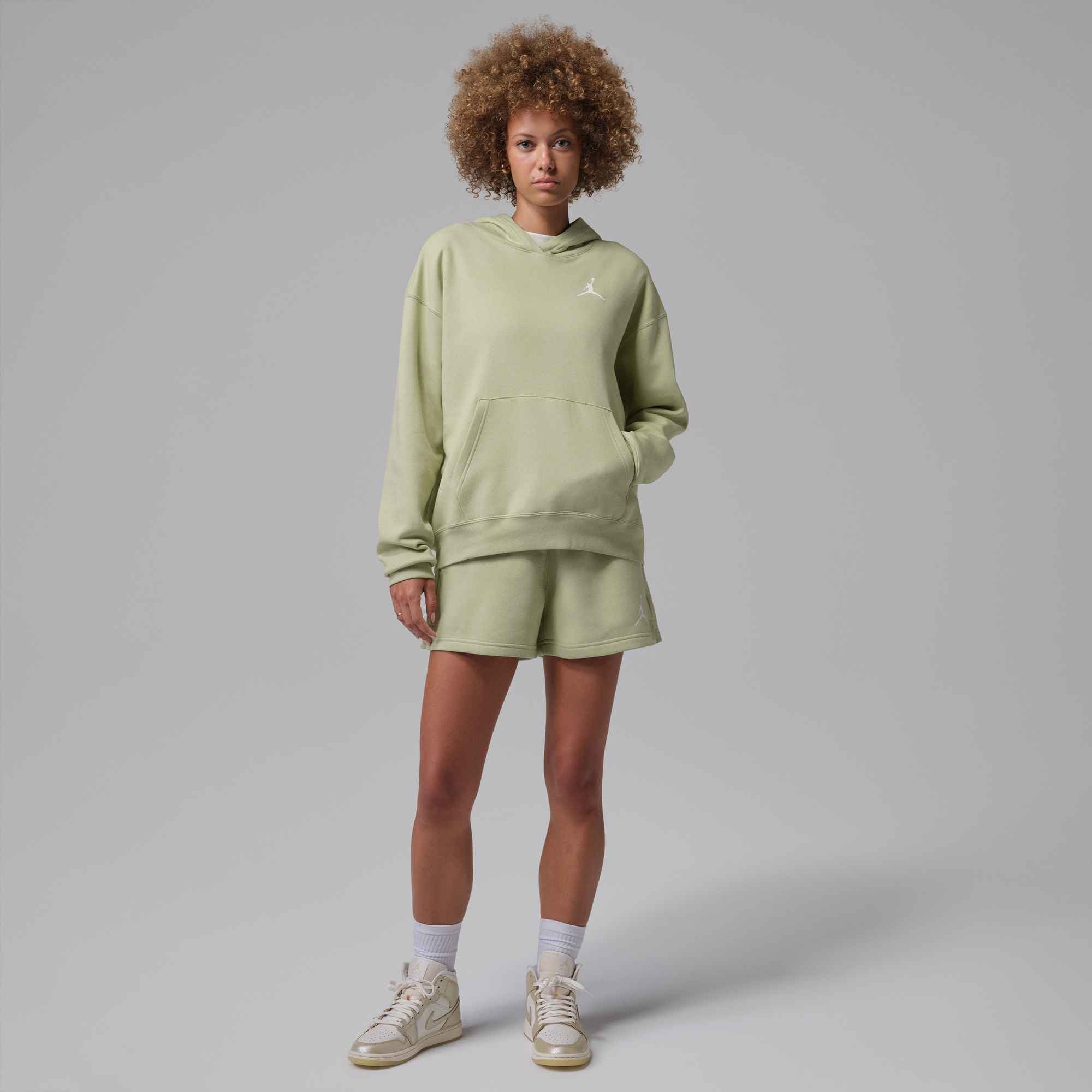 Jordan Kapuzensweatshirt W J JUMPMAN FLC PO 2 sportliche Passform, mit Kängurutasche, aus leichtem Fleece