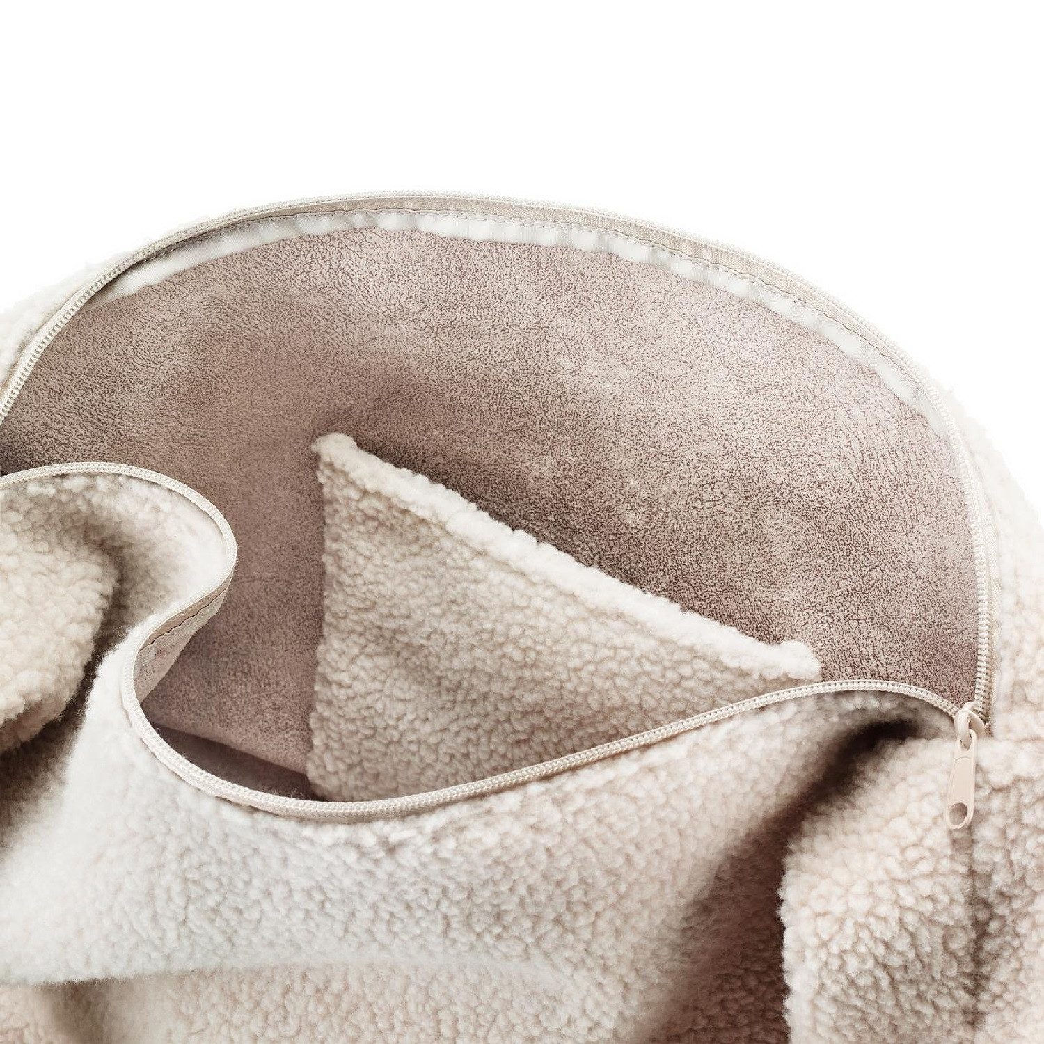REISENTHEL® Umhängetasche moonbag teddy sand GO1042 – Bild 5 von 5