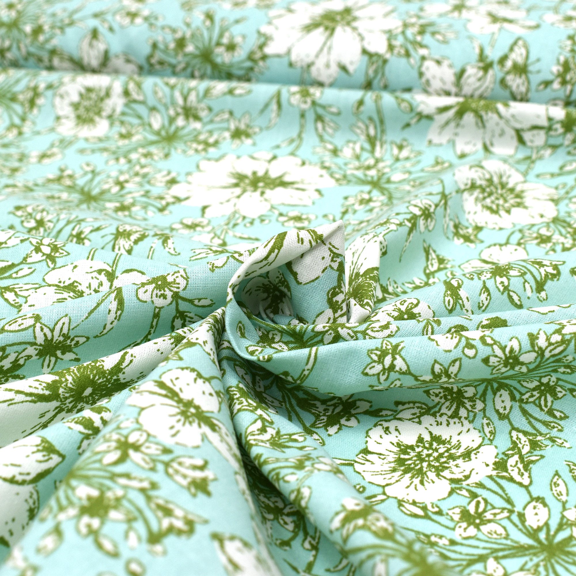 MAGAM-Stoffe Stoff Blumen, Baumwollstoff aus Frankreich OEKO-TEX Meterware ab 50cm