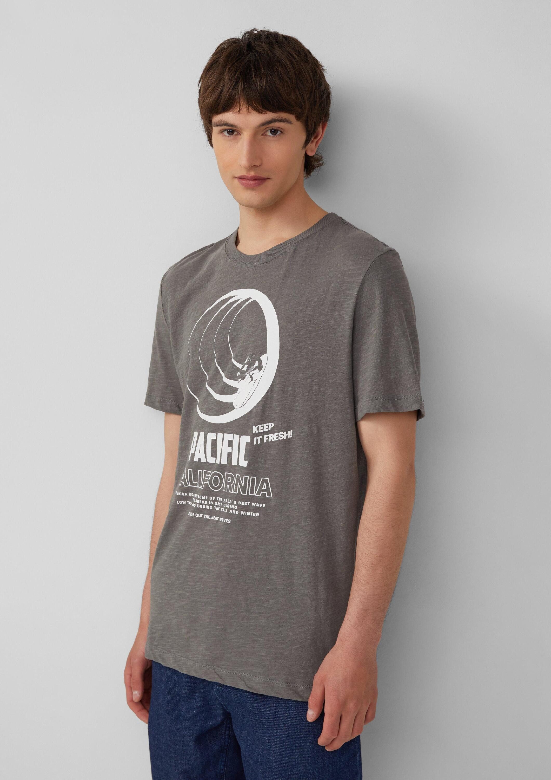 s.Oliver Kurzarmshirt T-Shirt Baumwoll-T-Shirt mit Frontprint und Flammgarn günstig online kaufen