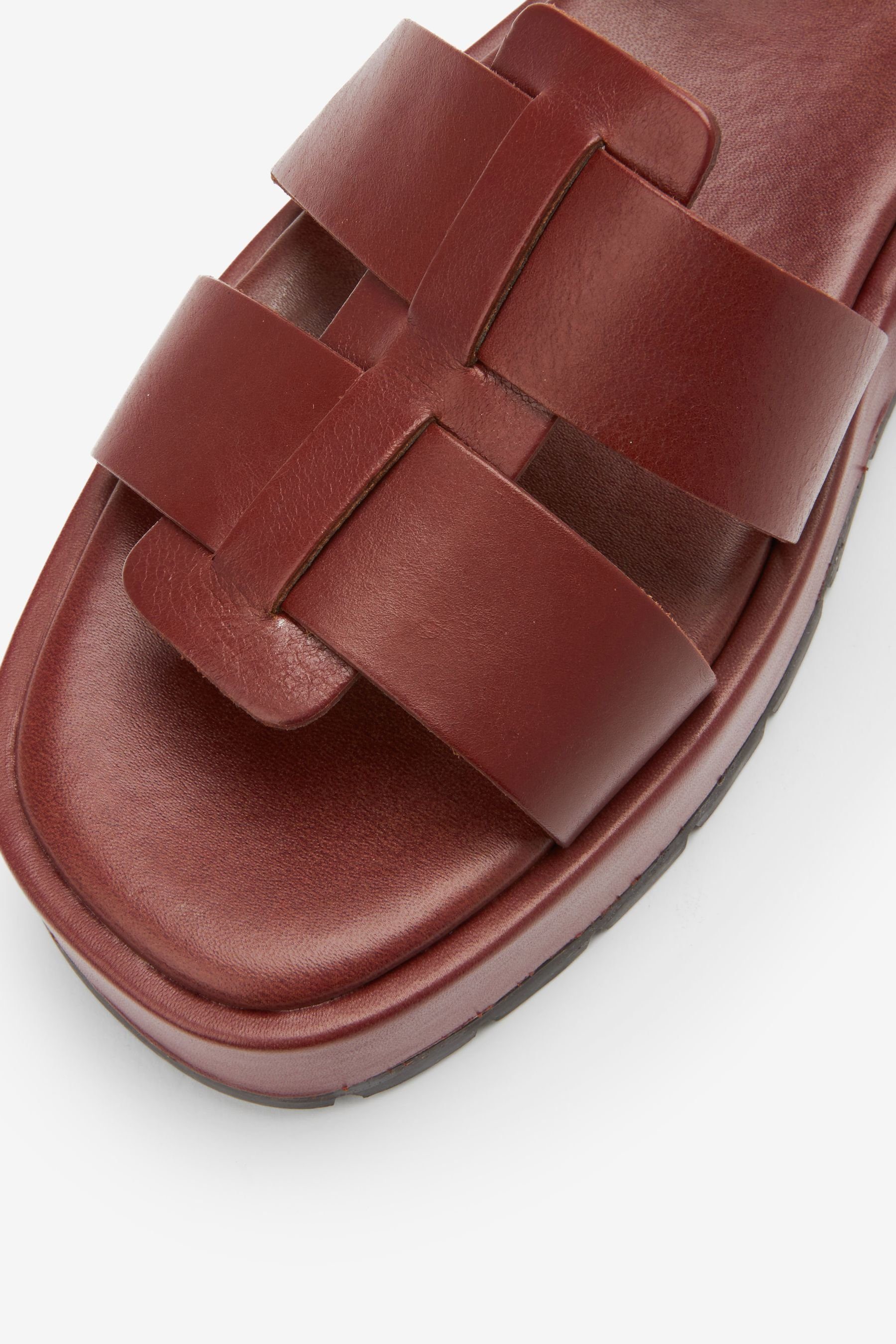 Tan Plateau-Sandalen Next (1-tlg) Leder Sandale Comfort® aus Forever Brown