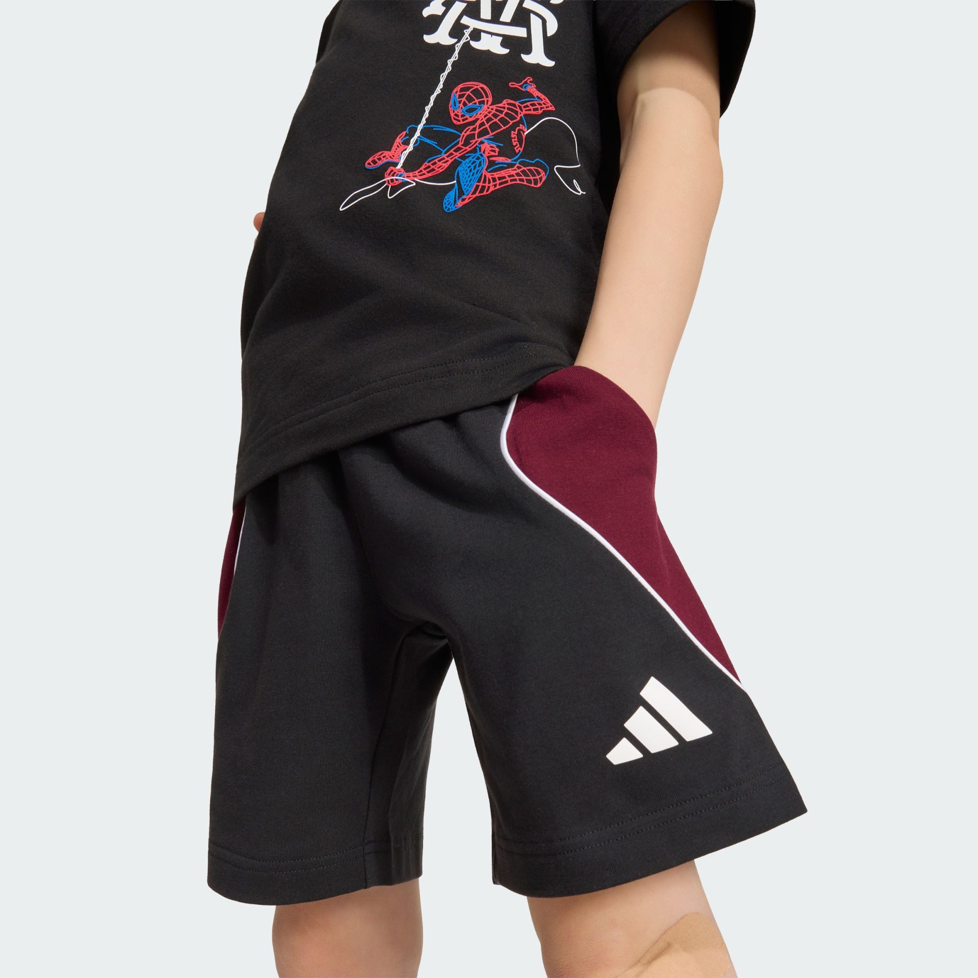adidas Sportswear Jogginganzug ADIDAS MARVEL SPIDER-MAN SET, T-SHIRT UND SHORTS (1-tlg) – Bild 5 von 5