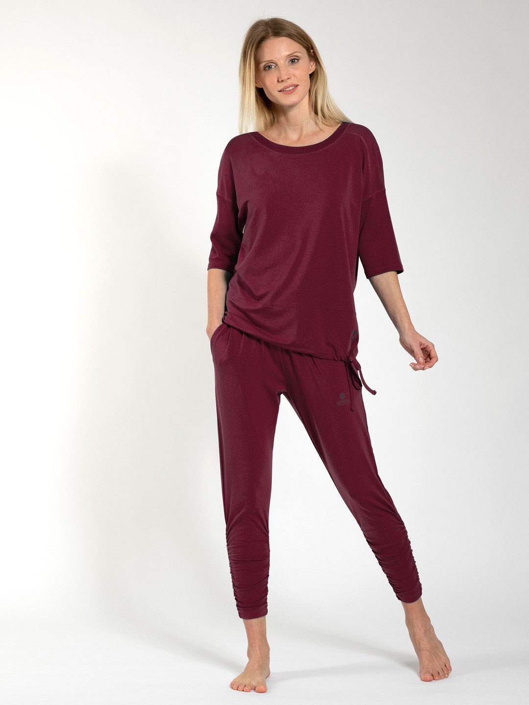 Magadi Yogashirt Sara aus weichem Naturmaterial