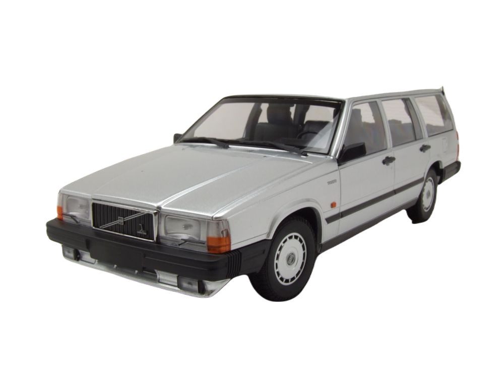 Modellauto Volvo 740 GL Break Kombi 1986 silber