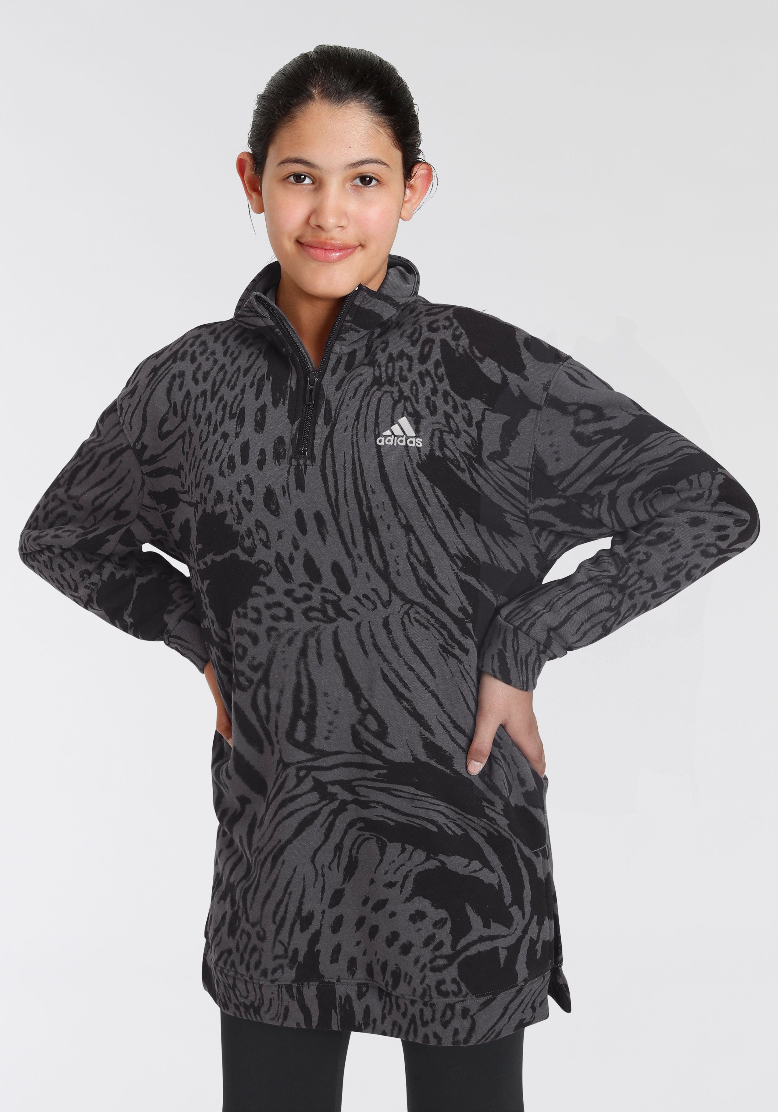 Sportswear HALF-ZIP ANIMAL PRINT KLEID Sweatkleid LOOSE FUTURE ICONS adidas HYBRID COTTON