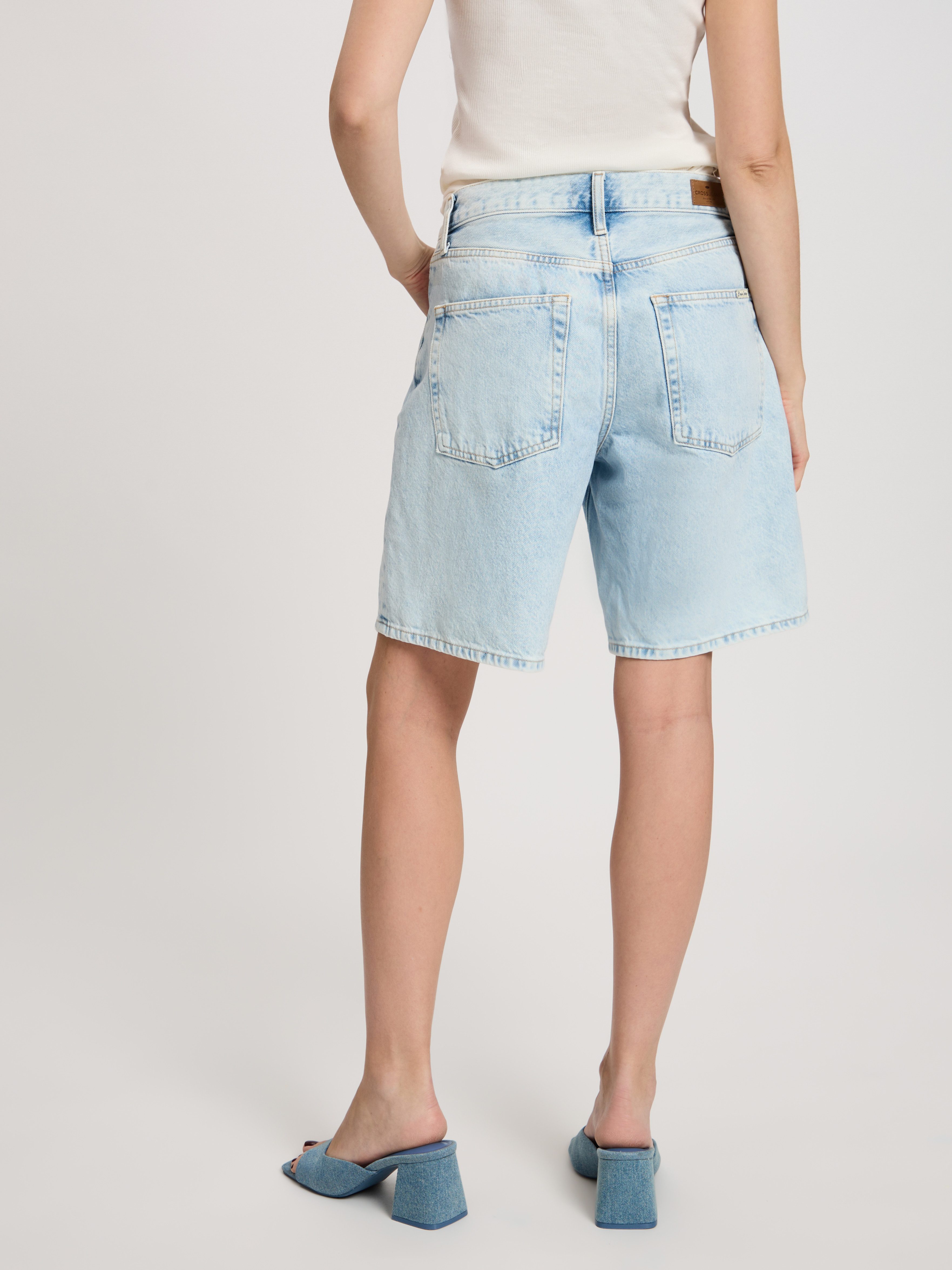 CROSS JEANS® Jeansshorts Mila günstig online kaufen
