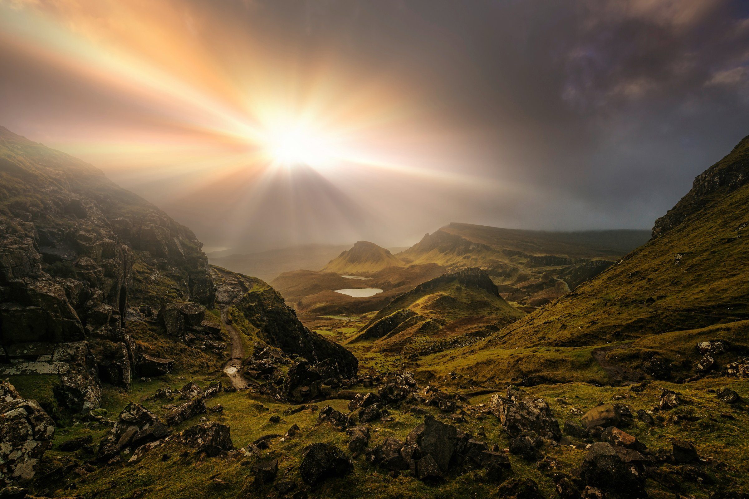 Papermoon Fototapete Photo-Art MATT ANDERSON, TROTTERNISH RIDGE GEGENLICHT
