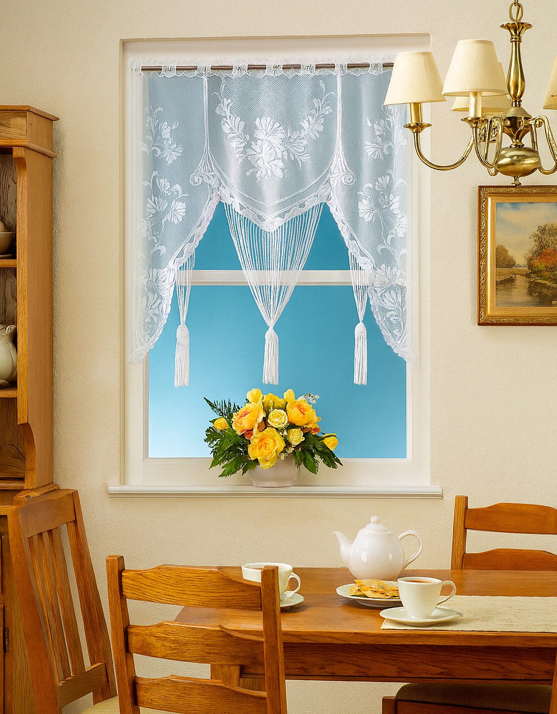 heimtexland Scheibengardine Raffiniertes Fensterbild M-Bogen Jacquard Gardine (1 St), Stangendurchzug, transparent, Jacquard, Fensterdekoration Fadengardine mit gebogter Blumen Bordüre