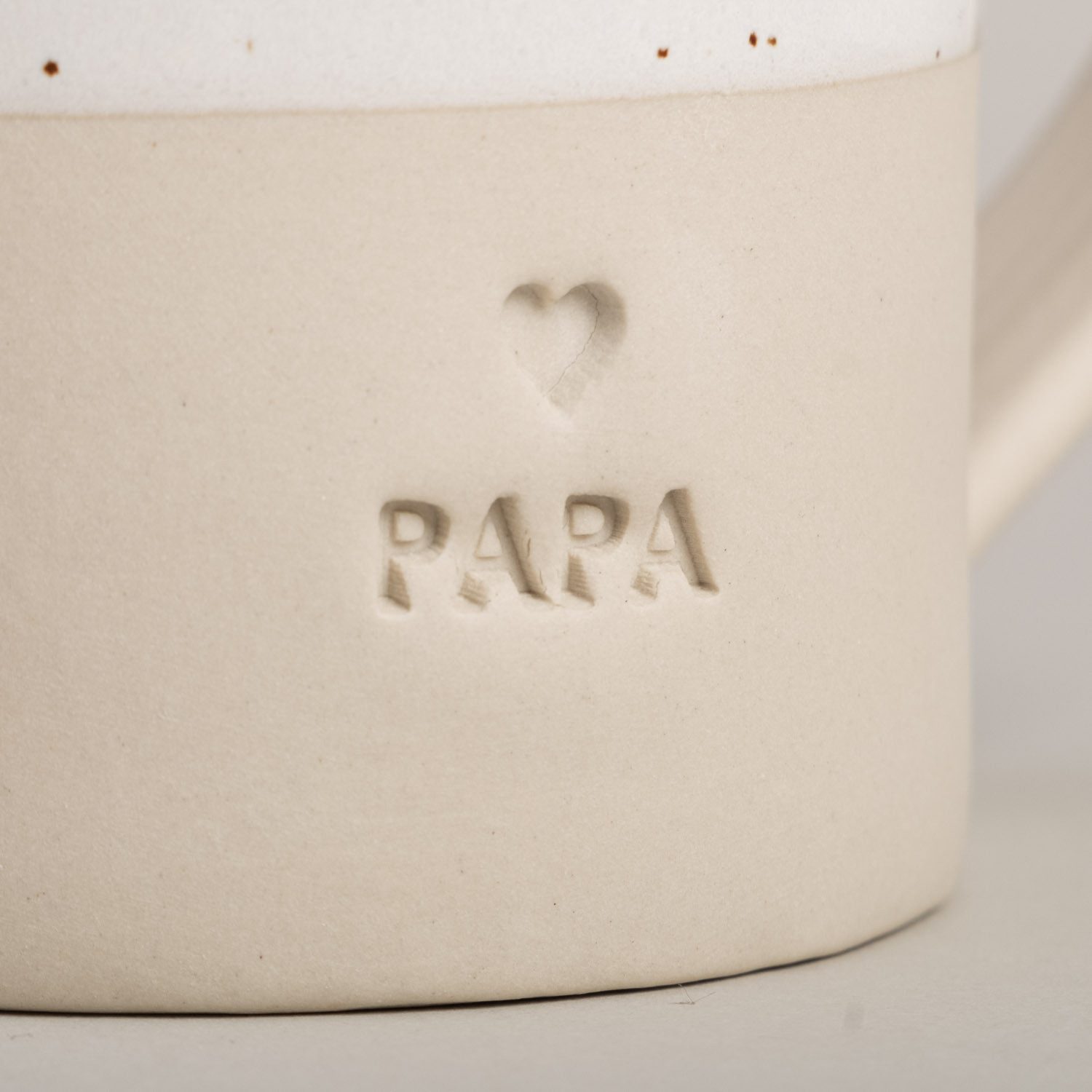 Eulenschnitt Becher Eulenschnitt Große Steingut Tasse Papa 450ml, 1-tlg., Steingut