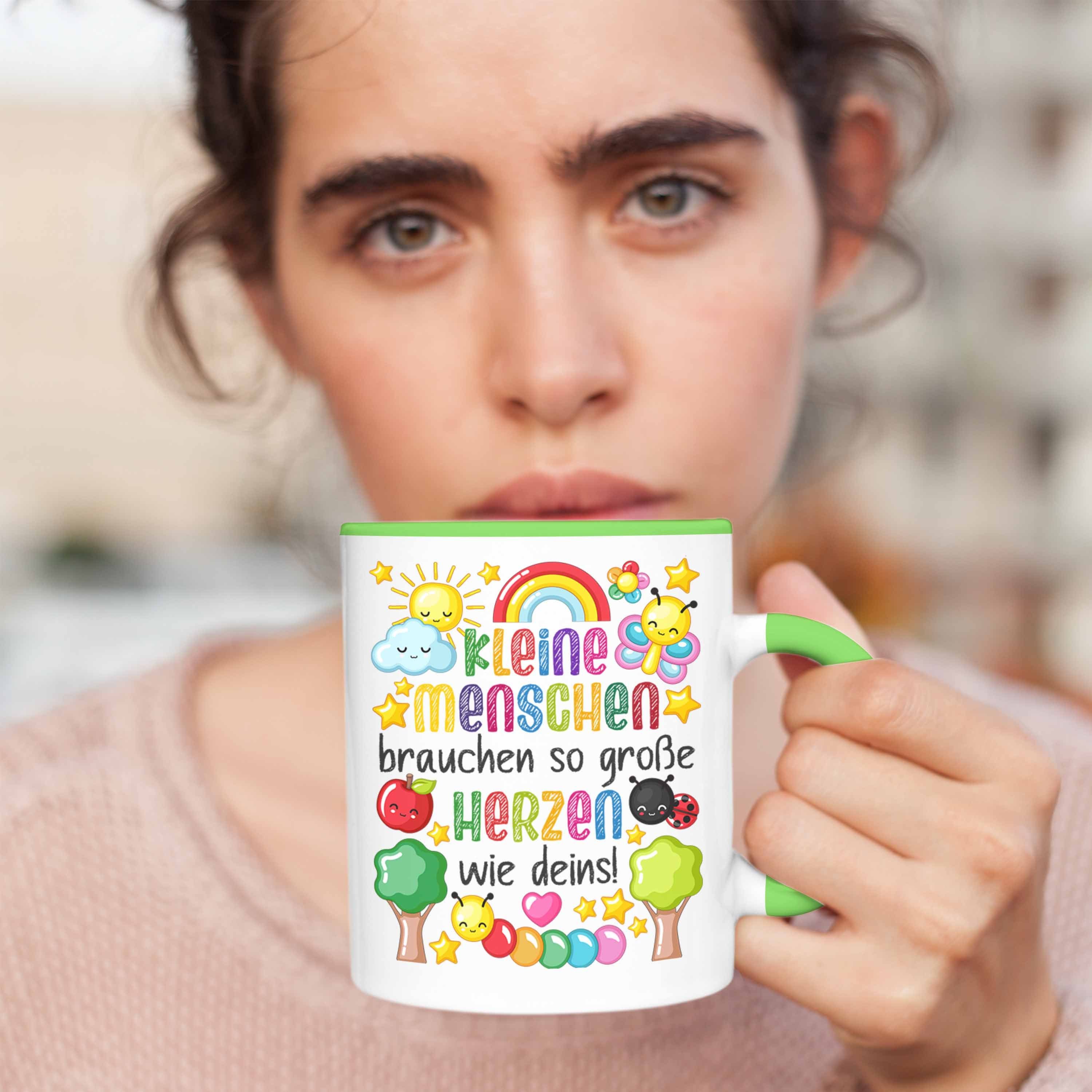 Spruch Brauchen Kindergärtnerin Erzieherin Trendation Dein Trendation Dankeschön Tasse - Menschen Geschenk Grün Beste Danke Herz Tasse Abschiedsgeschenk Kleine