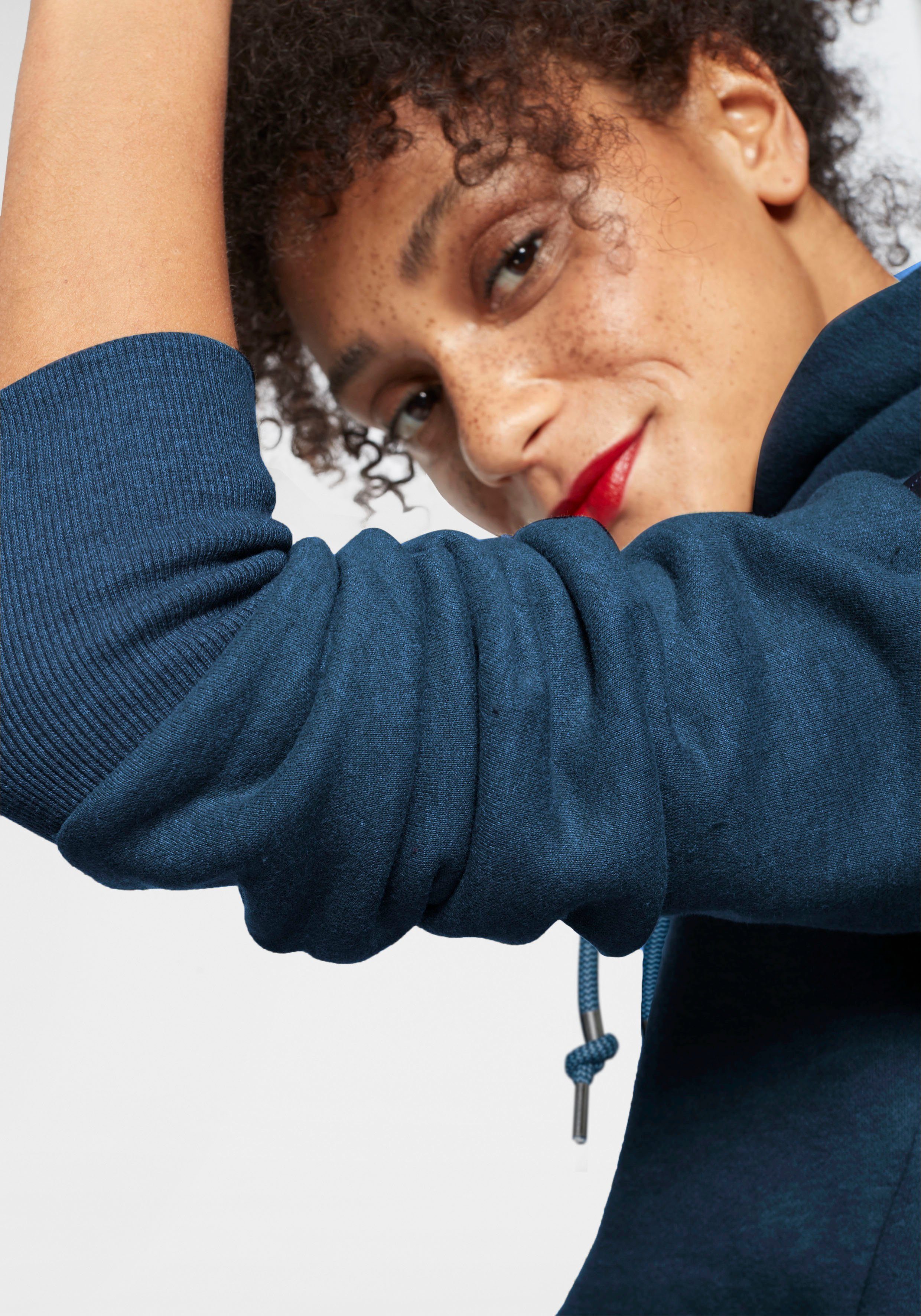 Ragwear Kapuzensweatshirt GRIPYBUTTON Sweater mit rustikalen Kordel-Akzenten