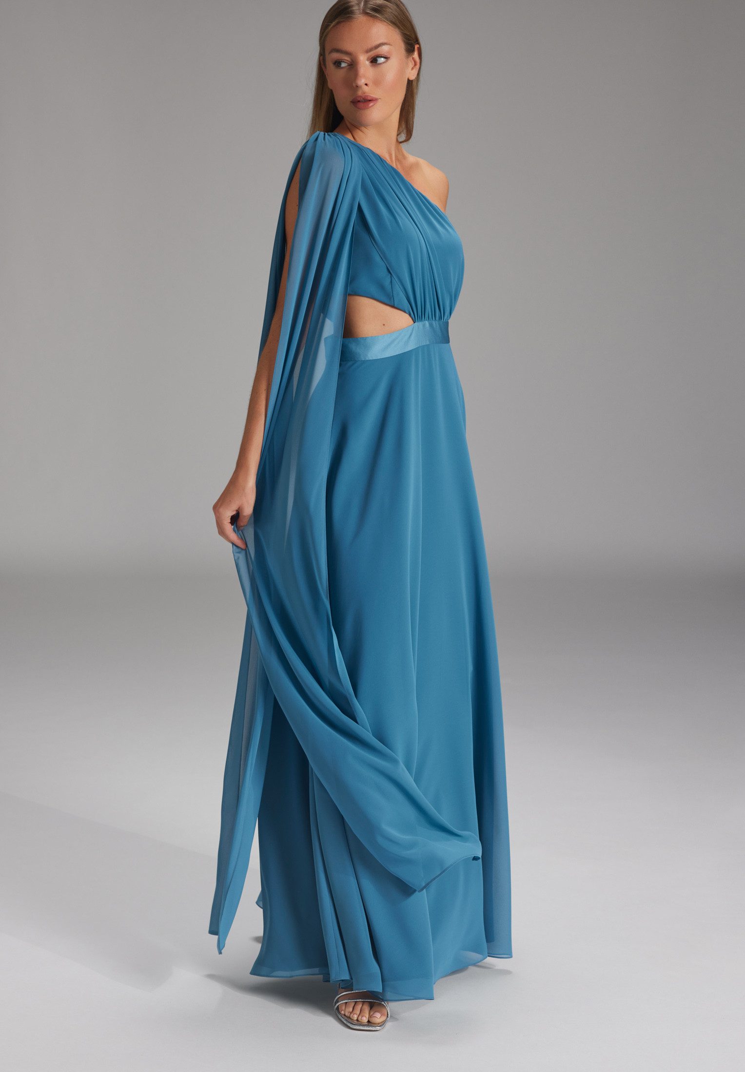 SWING Sommerkleid Taillierter Schnitt mit ausgestelltem günstig online kaufen