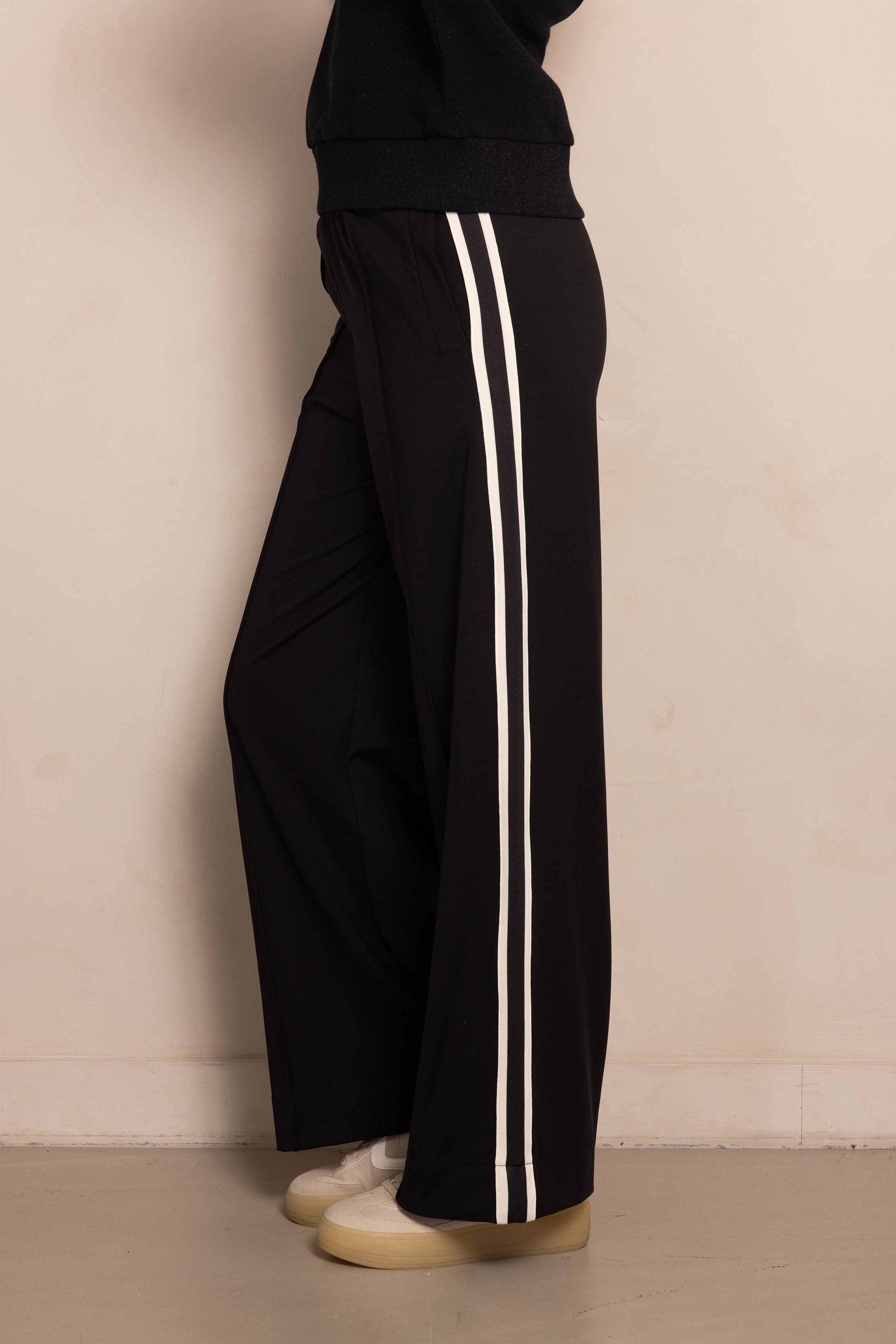 Zhrill Jerseyhose DEENA Wide Leg, Galonstreifen günstig online kaufen