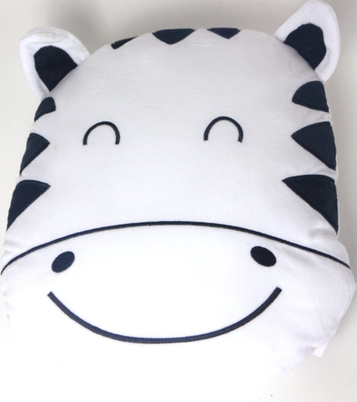 Carbotex Dekokissen Safari Tiere Löwe, Tiger, Zebra, Affe Plüsch Dekokissen 35-40cm