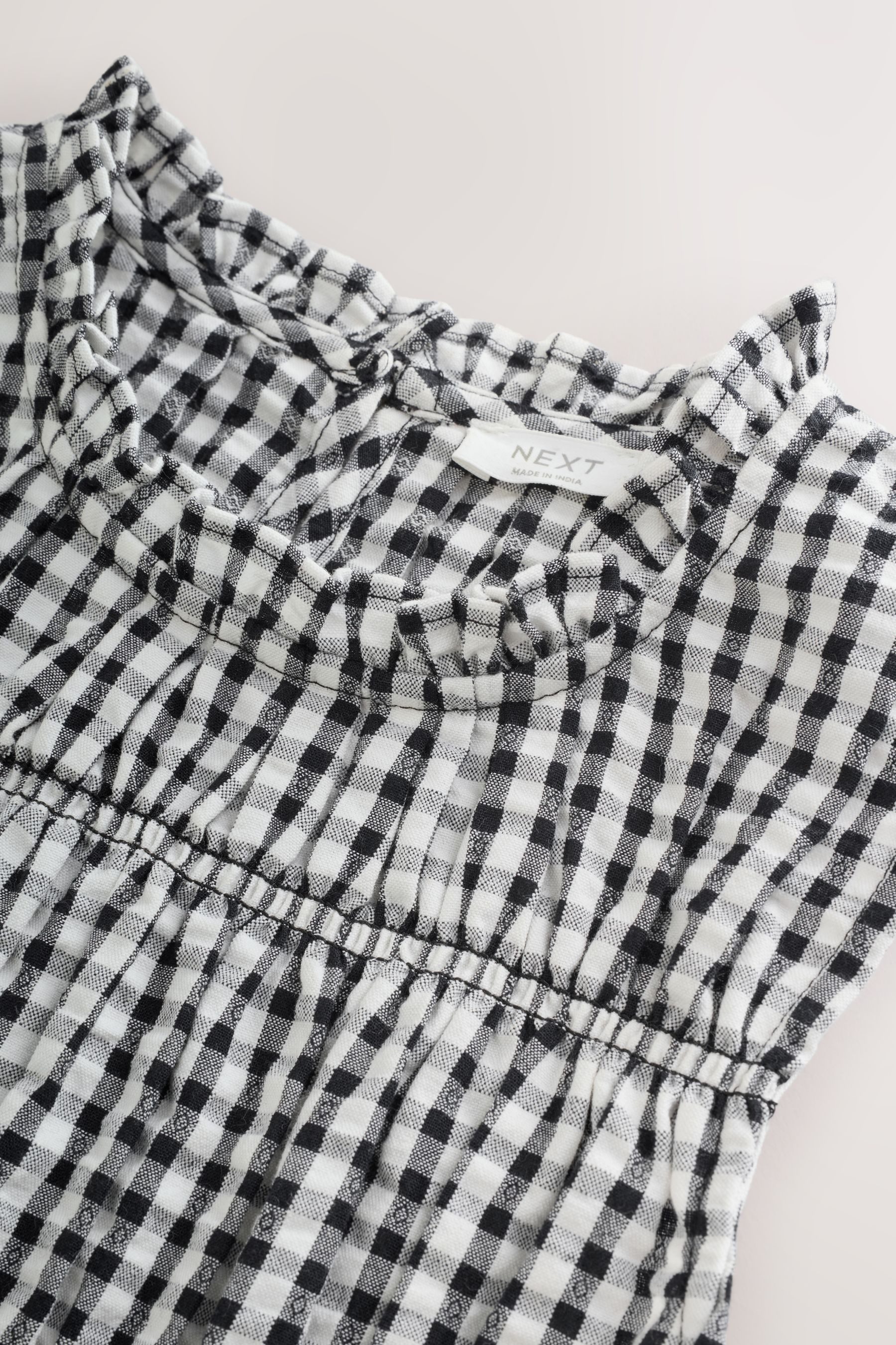 Next Rüschenbluse Gesmokte ärmellose Bluse (1-tlg)