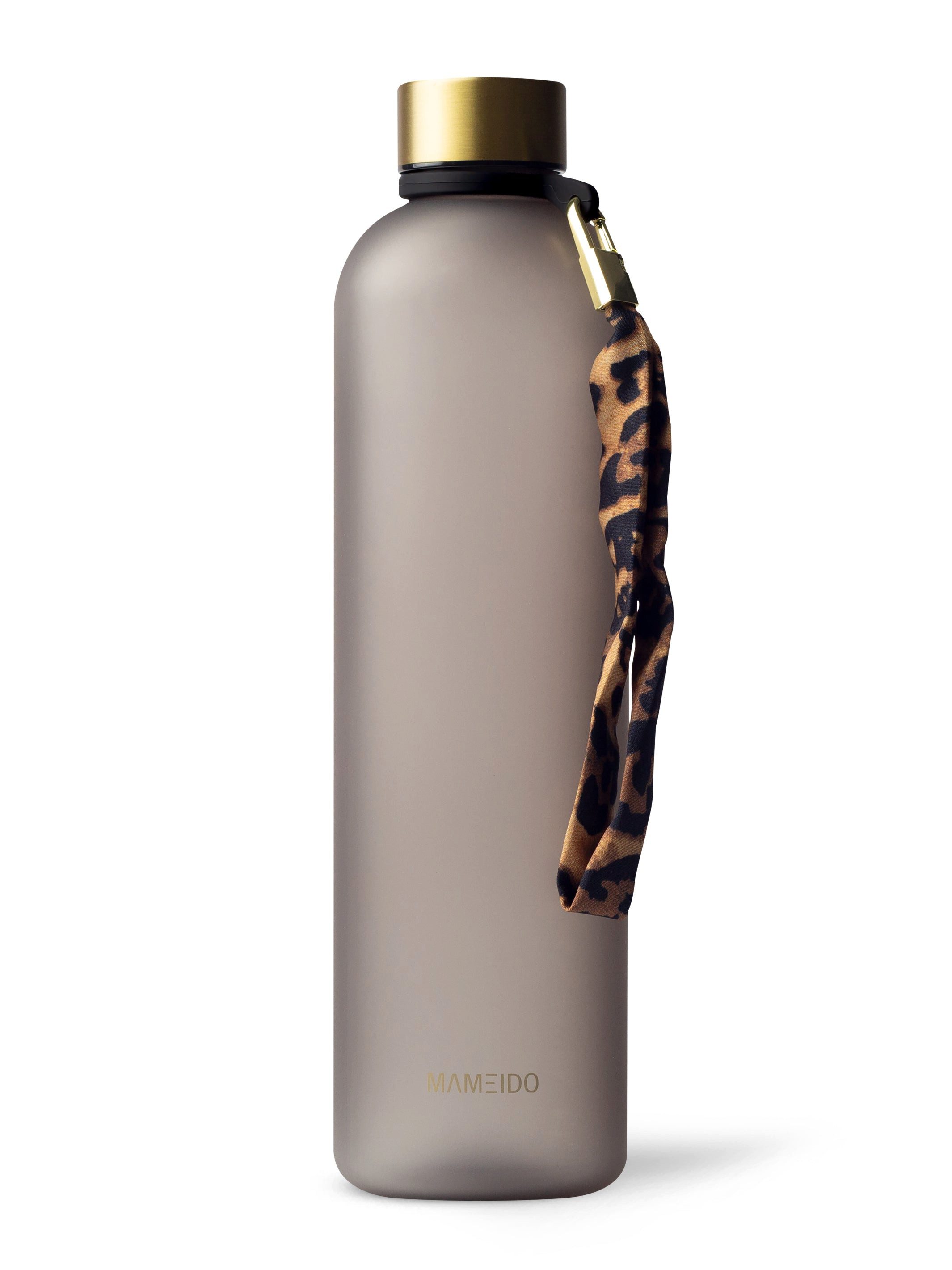 MAMEIDO Trinkflasche, auslaufsicher mit Zeitmarkierung & Handschlaufe in 600 ml, 1 l & 1,5 l