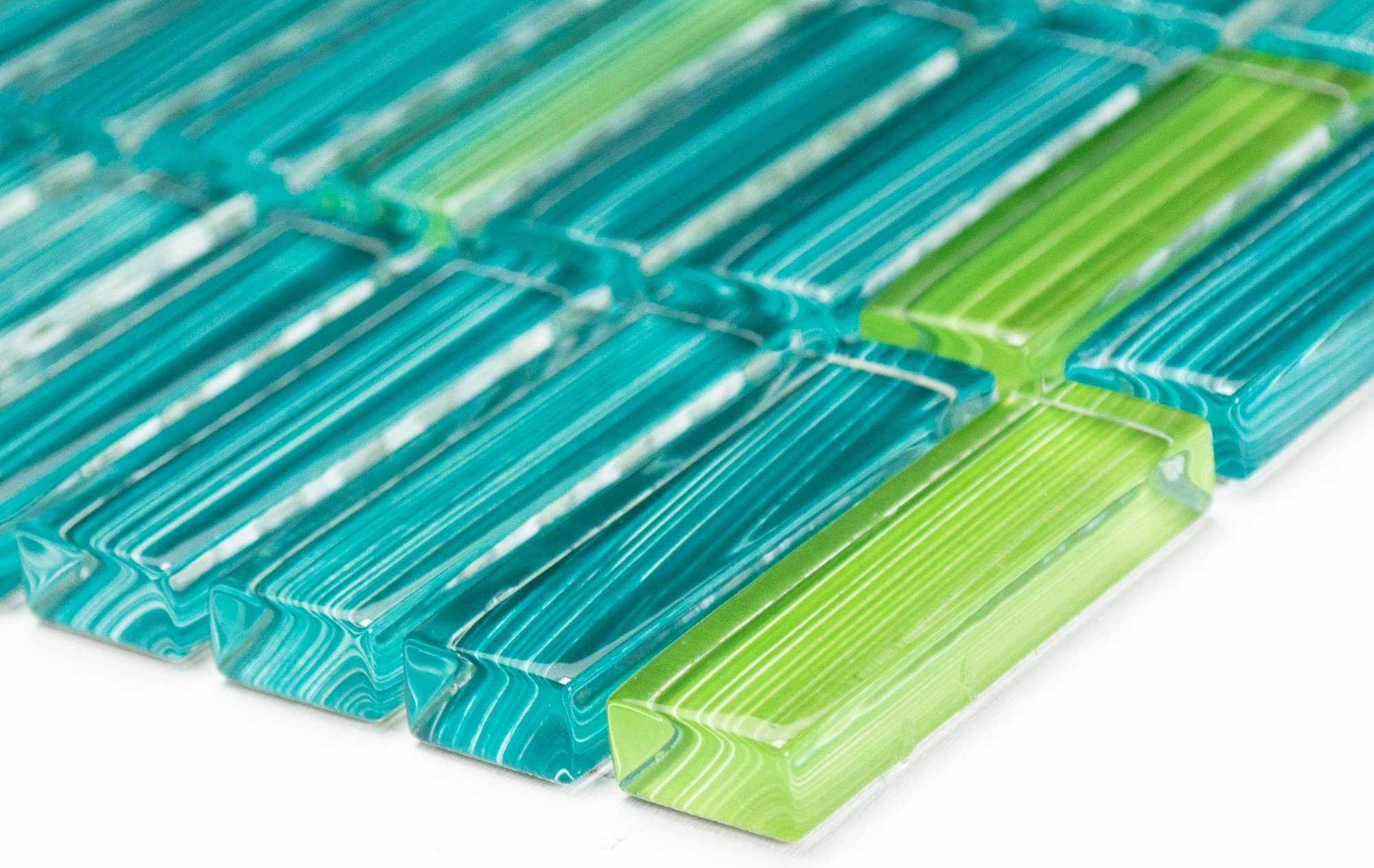 Mosani 10 glänzend strichgrün Matten Glasmosaik Mosaikfliesen / Crystal Mosaikfliesen