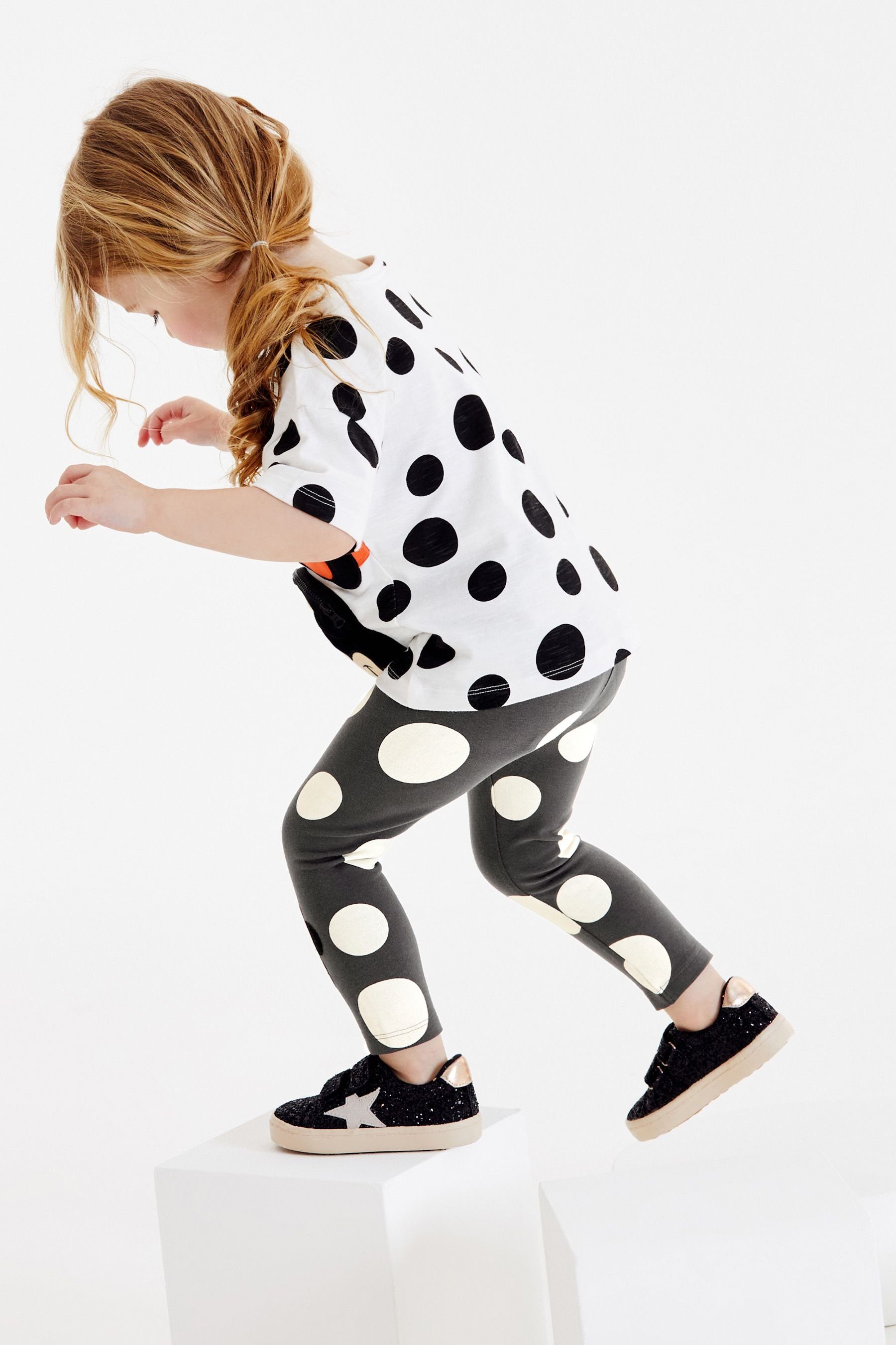 Kinder Kids (Gr. 92 -146) Next Leggings Leggings mit Minnie Mouse-Stickerei
