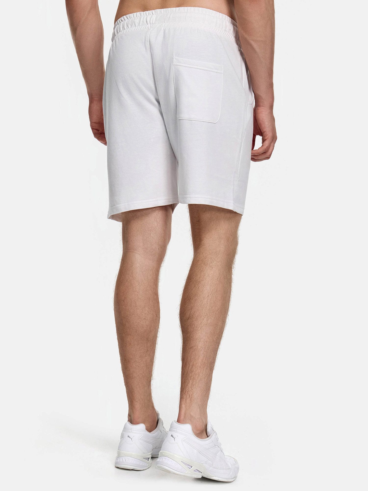 Tazzio Sweatshorts 17600 moderne & zeitlose kurze Hose