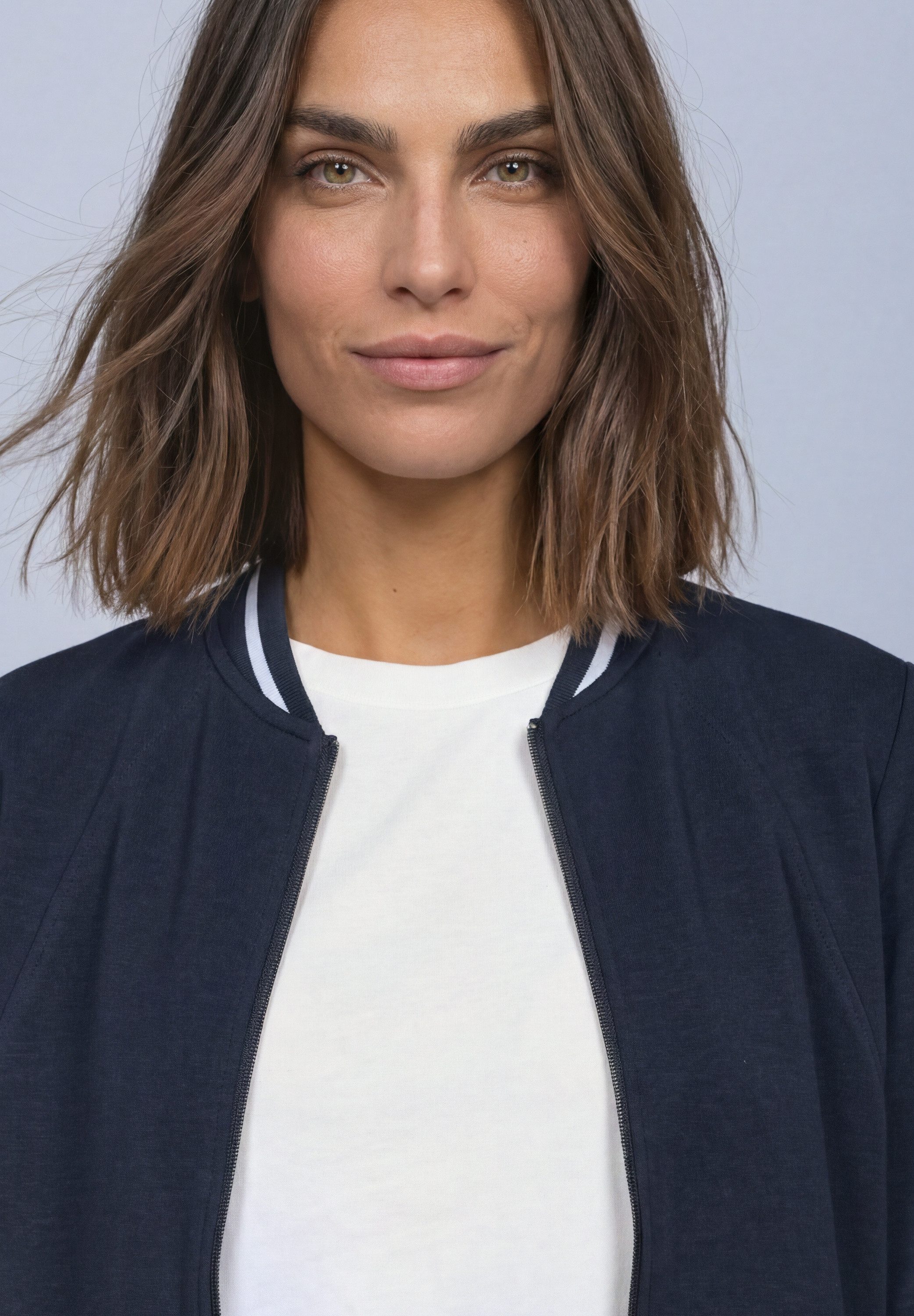 STREET ONE Sweatjacke Langarm Jacke im Silk-Look mit Zipper