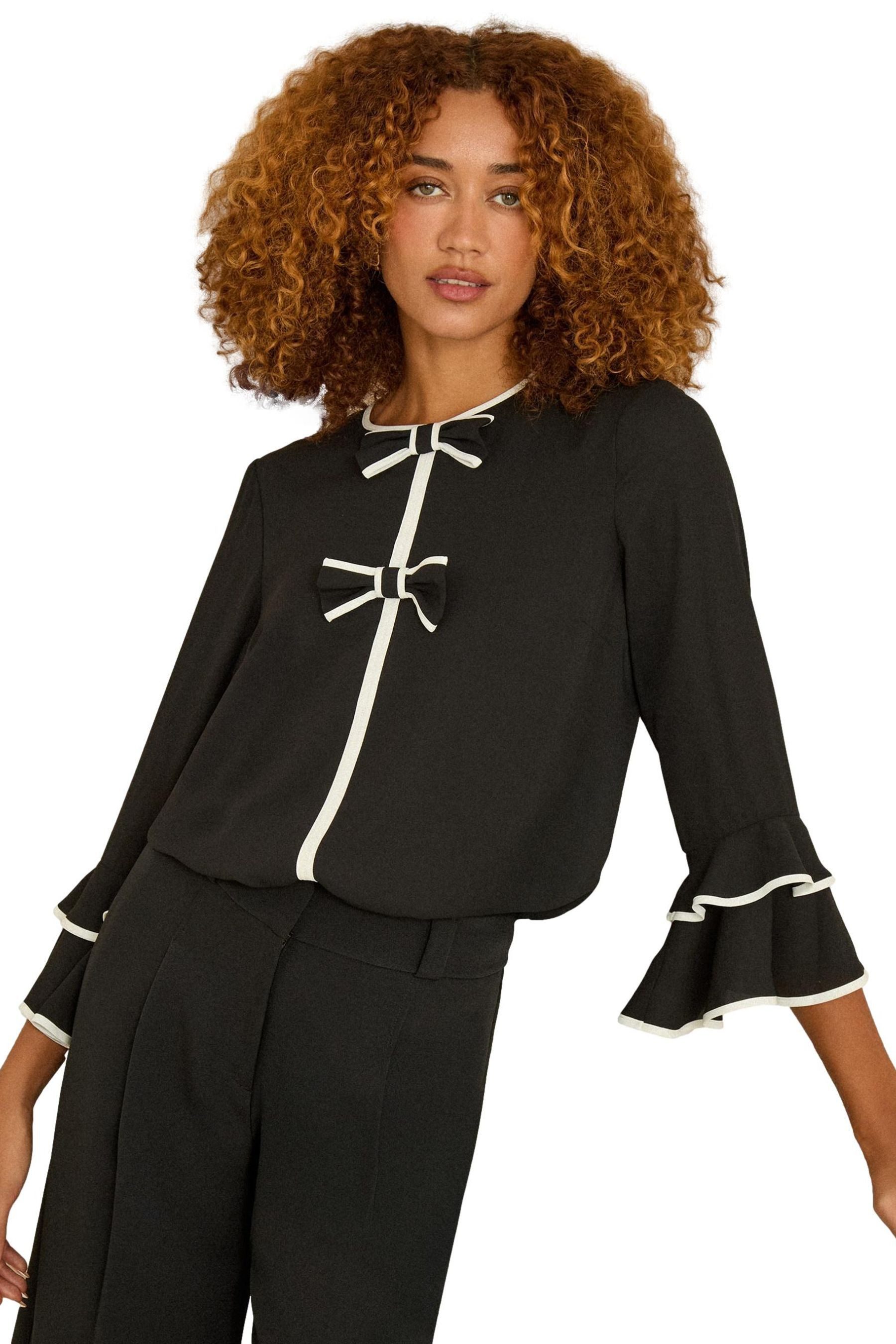 Love & Roses Langarmbluse Love & Roses Bluse mit Plisse und Trompetenärmeln (1-tlg)