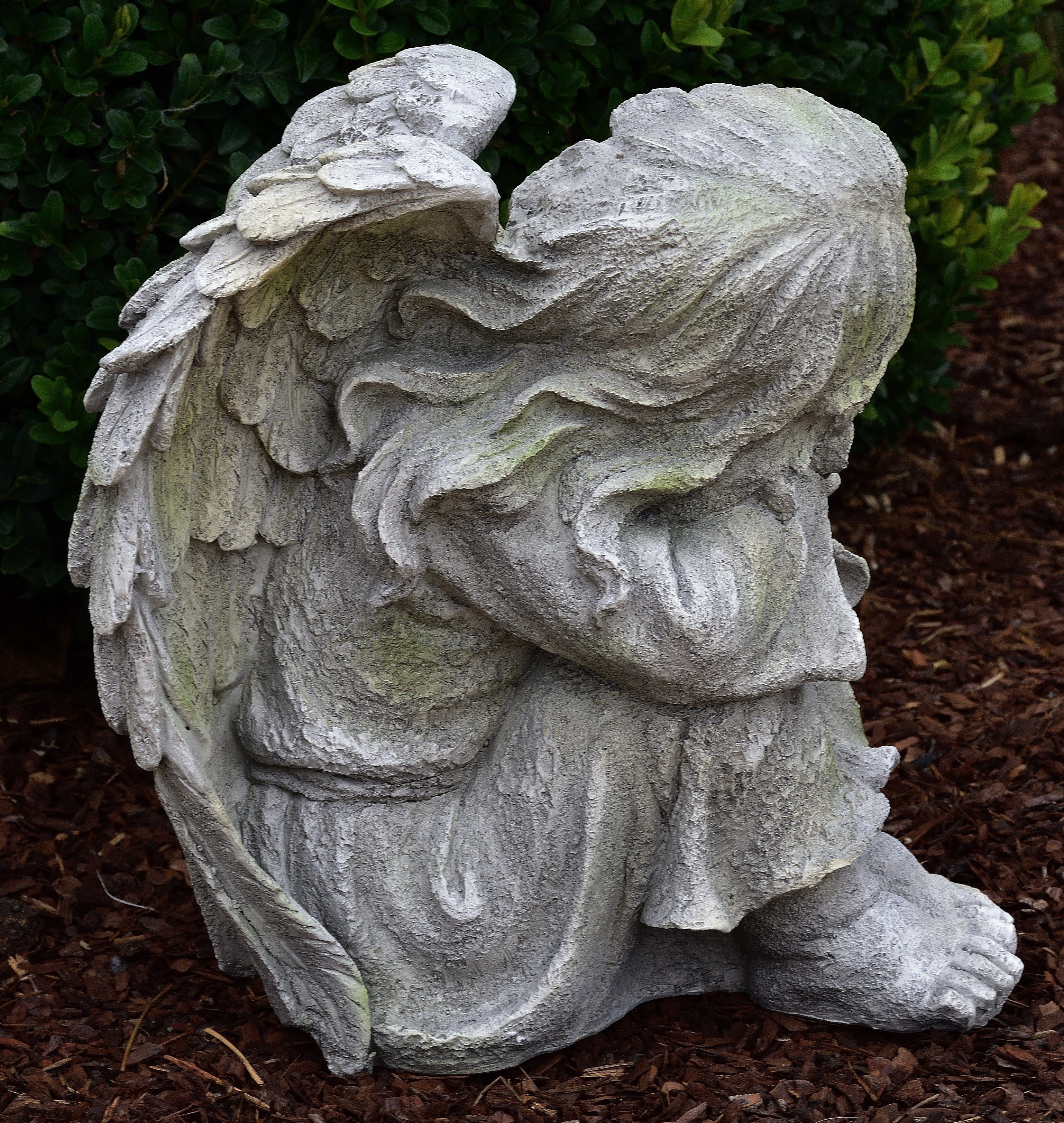MystiCalls Engelfigur Dekofigur grau Dekoration Gartenfigur Engelfigur Garten Allerheiligen Grabengel - Engel
