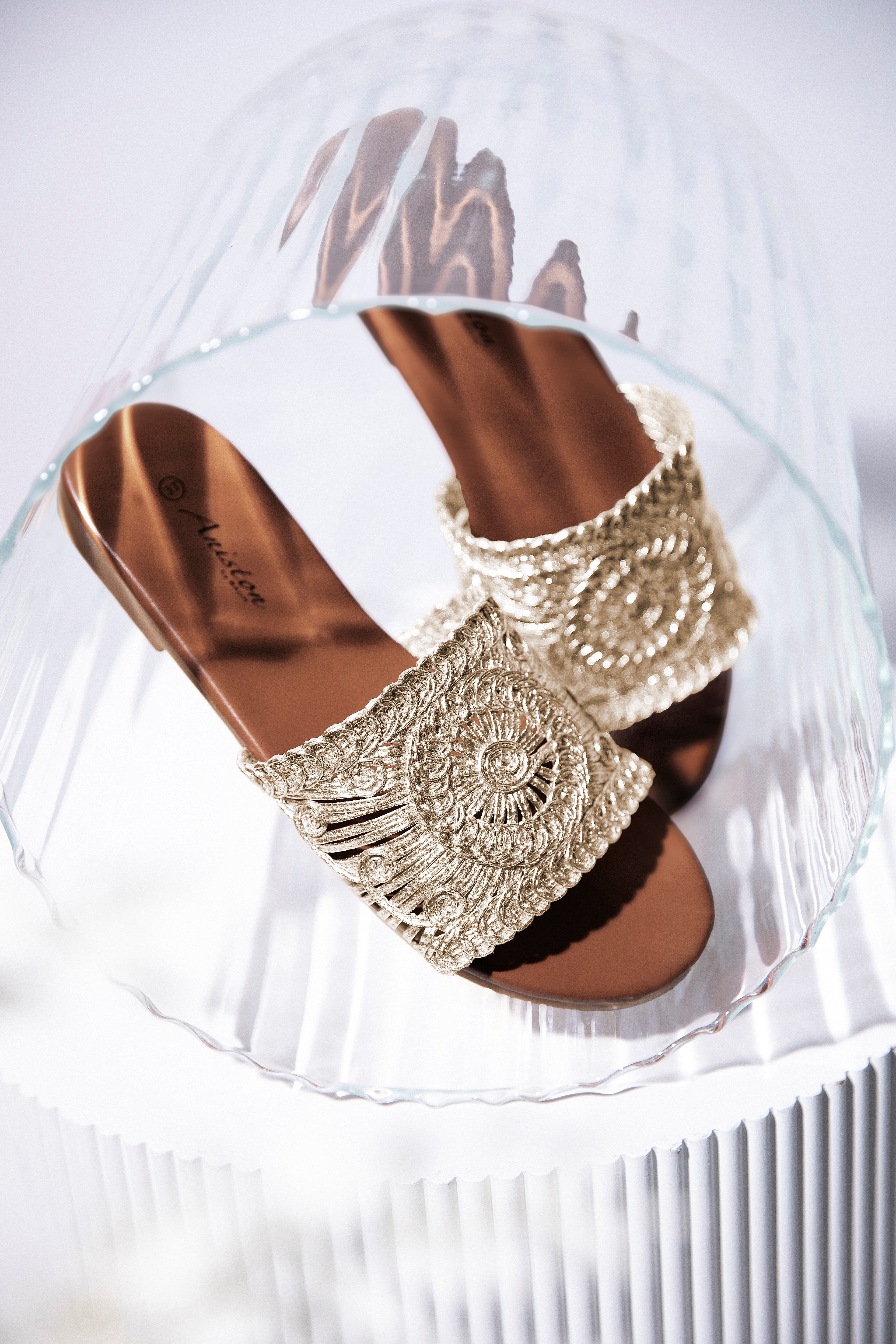 Aniston SHOES Pantolette Sommerschuh, Strandschuh in modischer Optik - NEUE KOLLEKTION