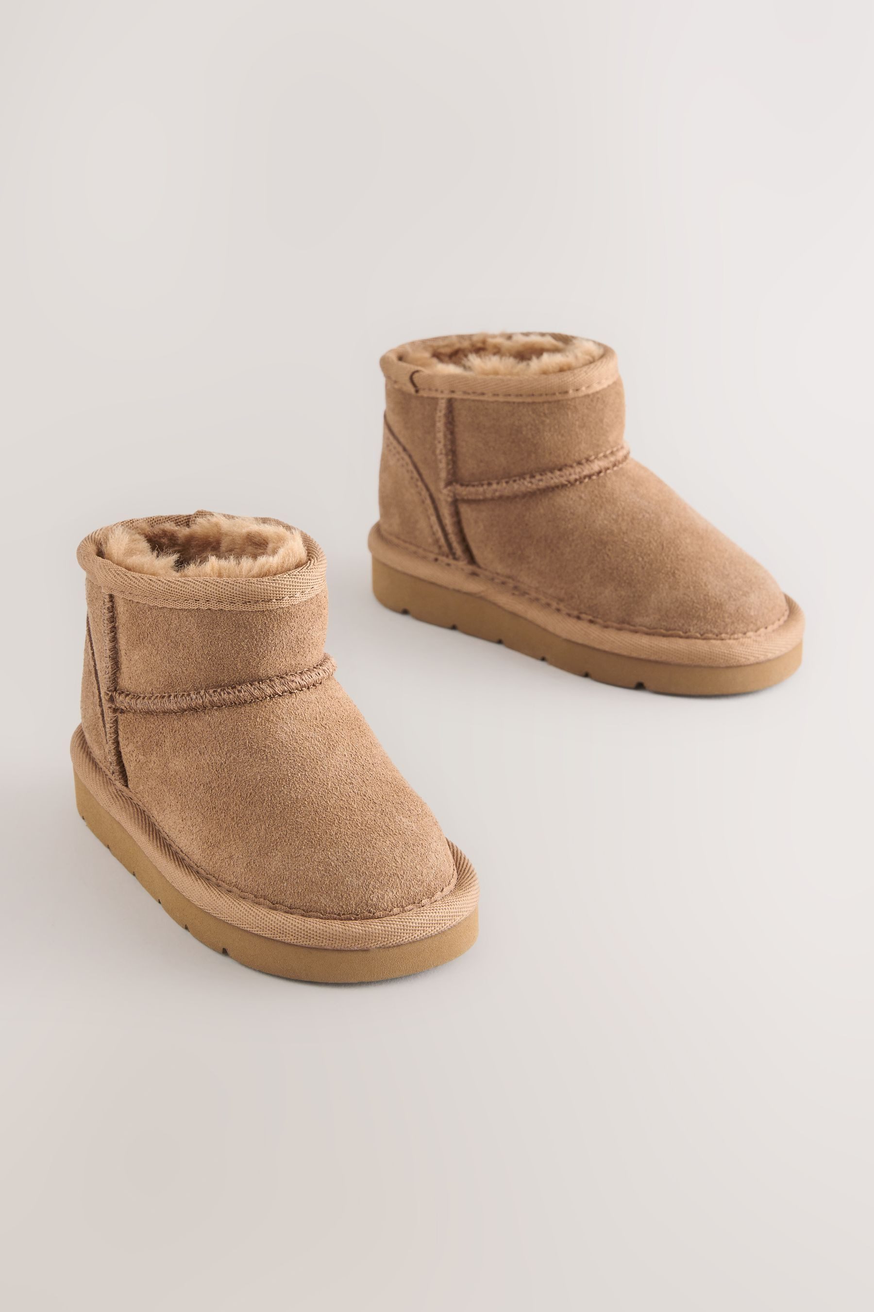 Next Wasserabweisende Schlupfstiefel aus Veloursleder Babystiefel