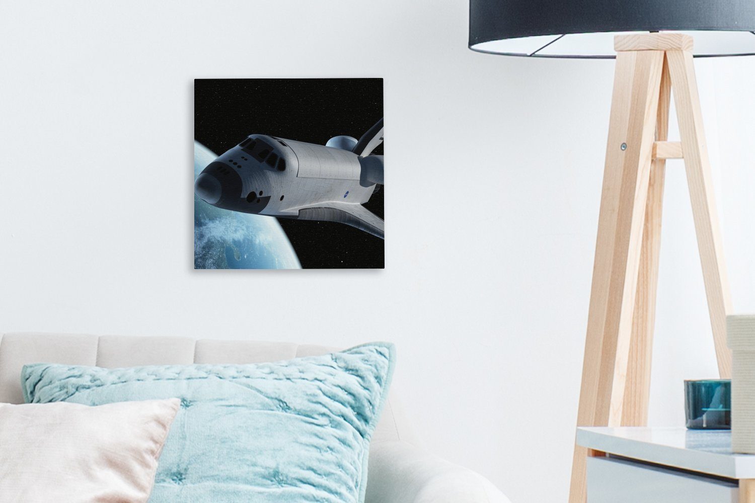 St), Leinwandbild Leinwand OneMillionCanvasses® Bilder (1 Schlafzimmer der über für Wohnzimmer Space Erde, Shuttle