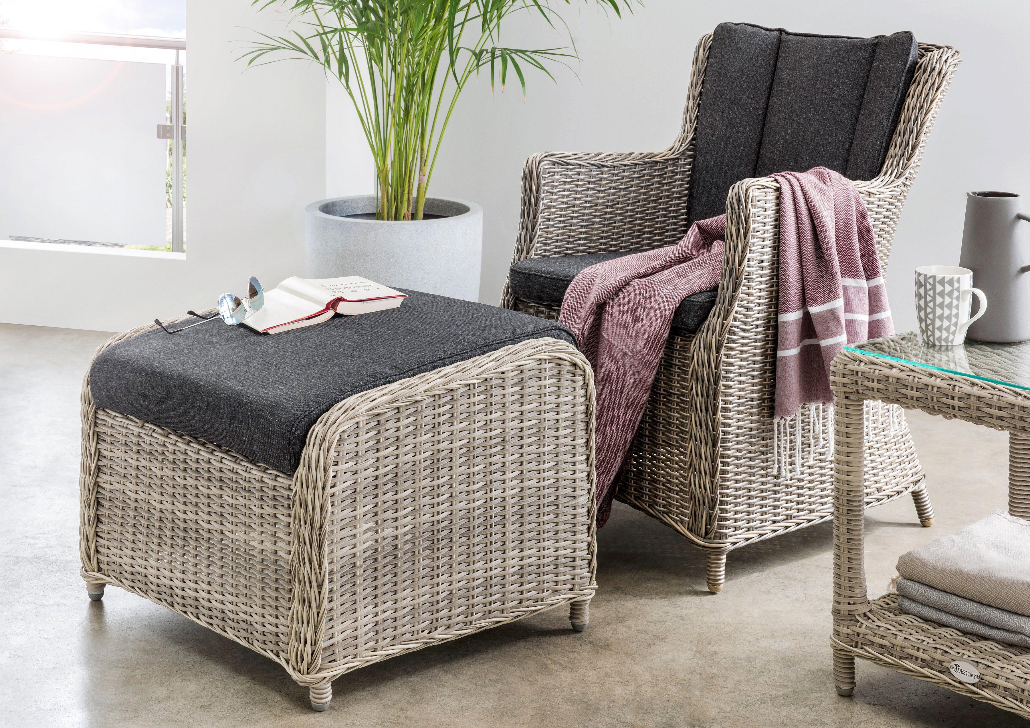 Destiny Gartenlounge-Set LUNA CASA, (4-tlg), Polyrattan, Sessel mit Fußhocker, inkl. Auflagen