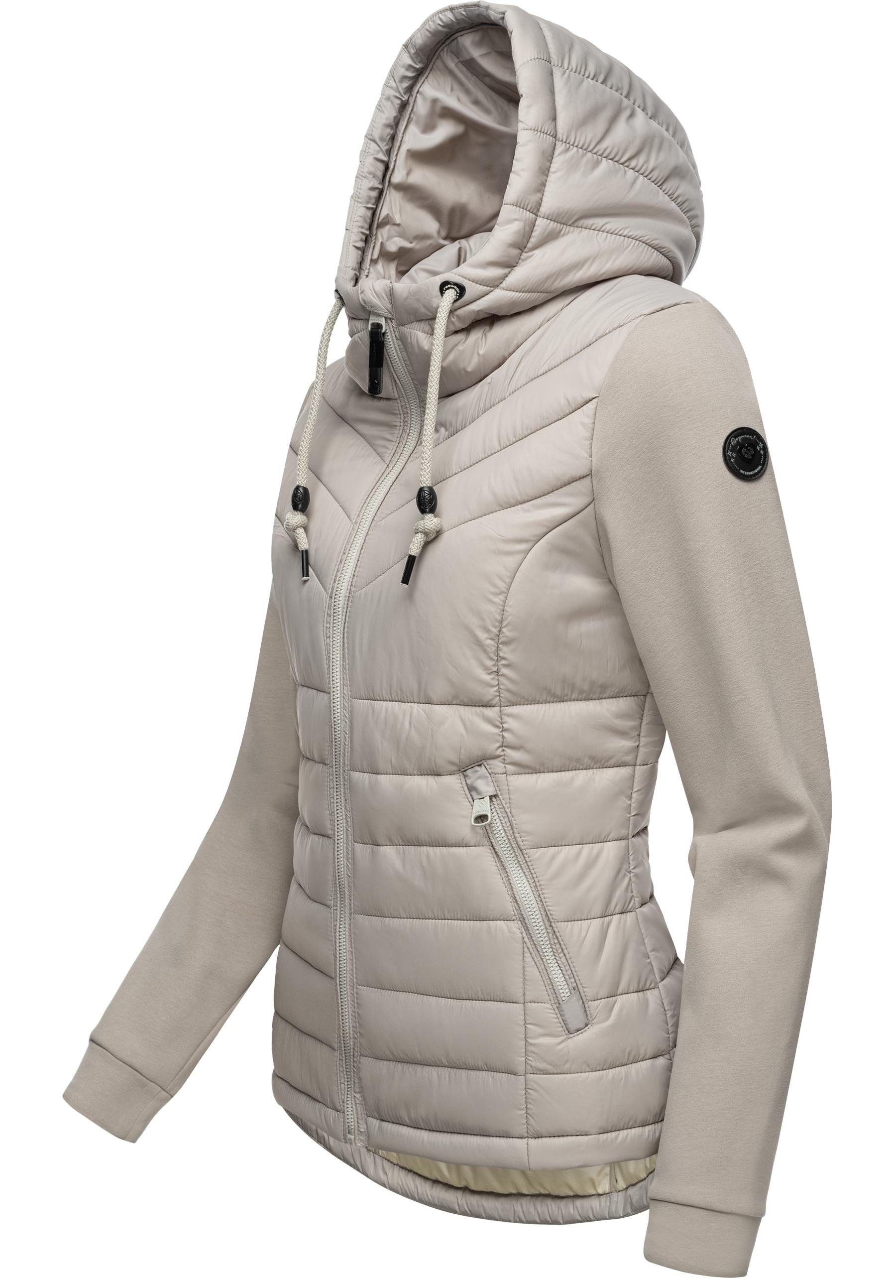 Ragwear Outdoorjacke Sandrra Steppjacke aus modernem Materialmix mit Kapuze