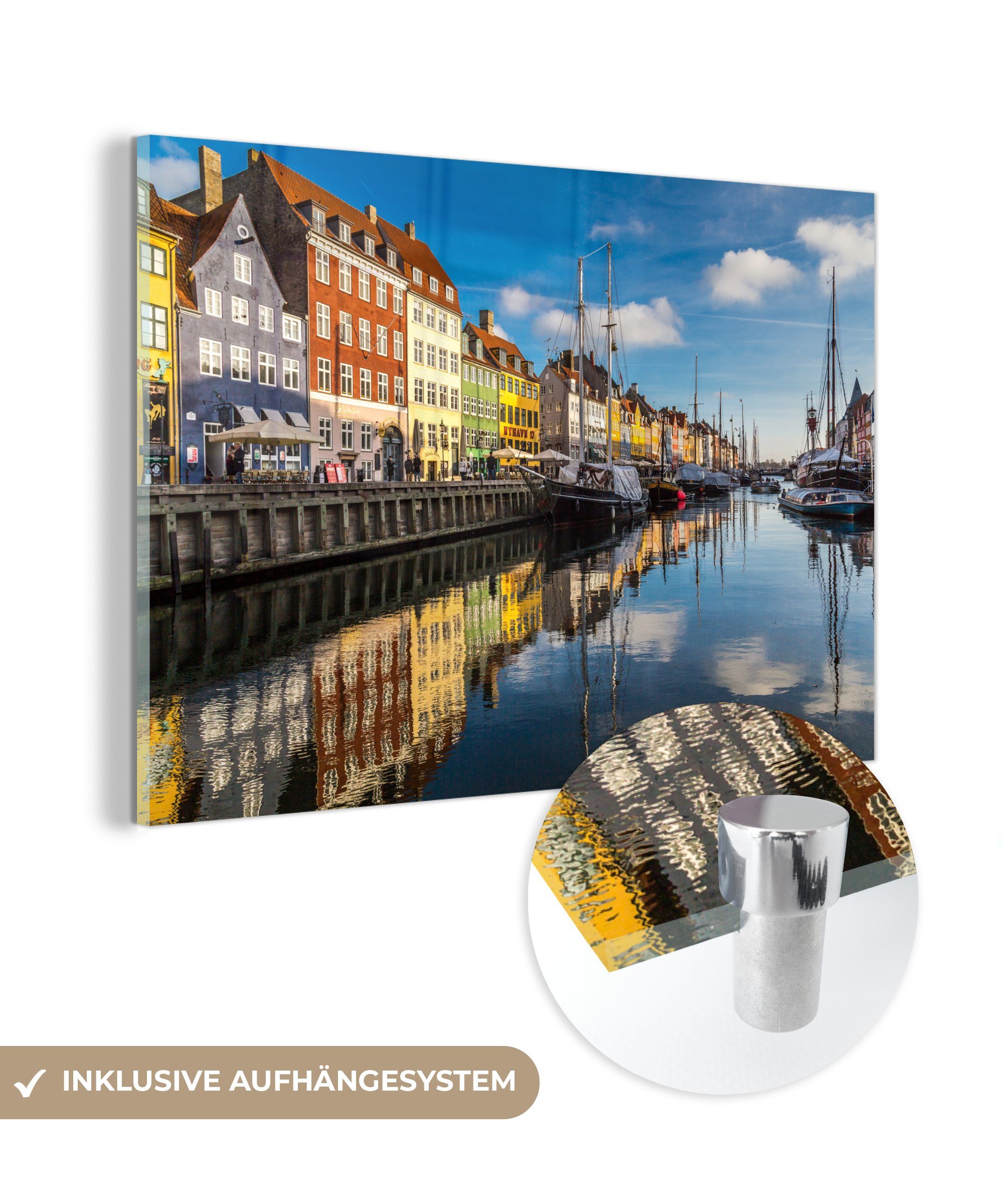 MuchoWow Acrylglasbild Bunte Straße am Wasser in Dänemark, (1 St), Acrylglasbilder Wohnzimmer & Schlafzimmer