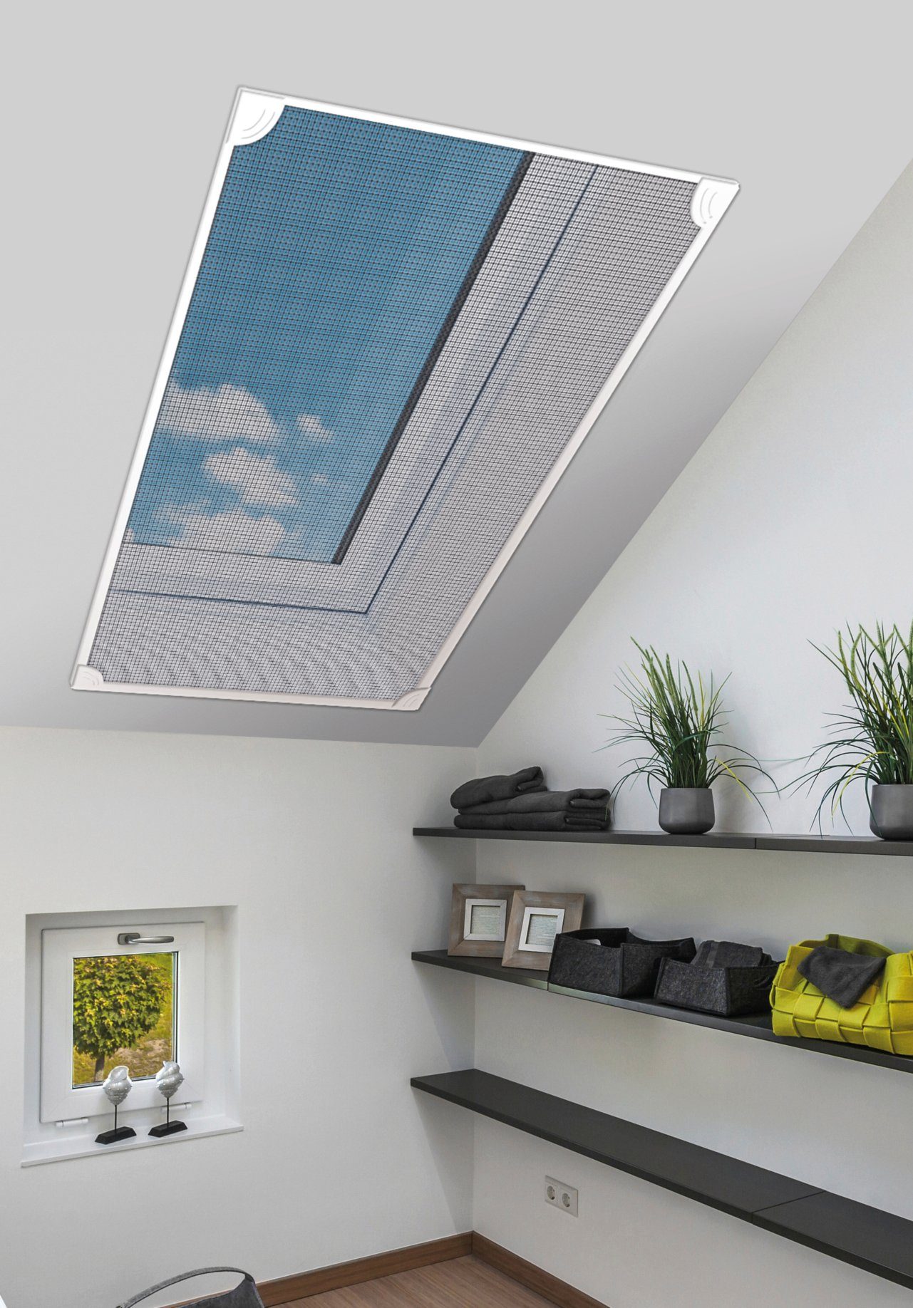 SCHELLENBERG Insektenschutz-Fensterrahmen für Dachfenster mit Magnetrahmen,  Insektenschutz Fiberglasgewebe inkl. Rahmen, 80 x 140 cm, weiß, 50749